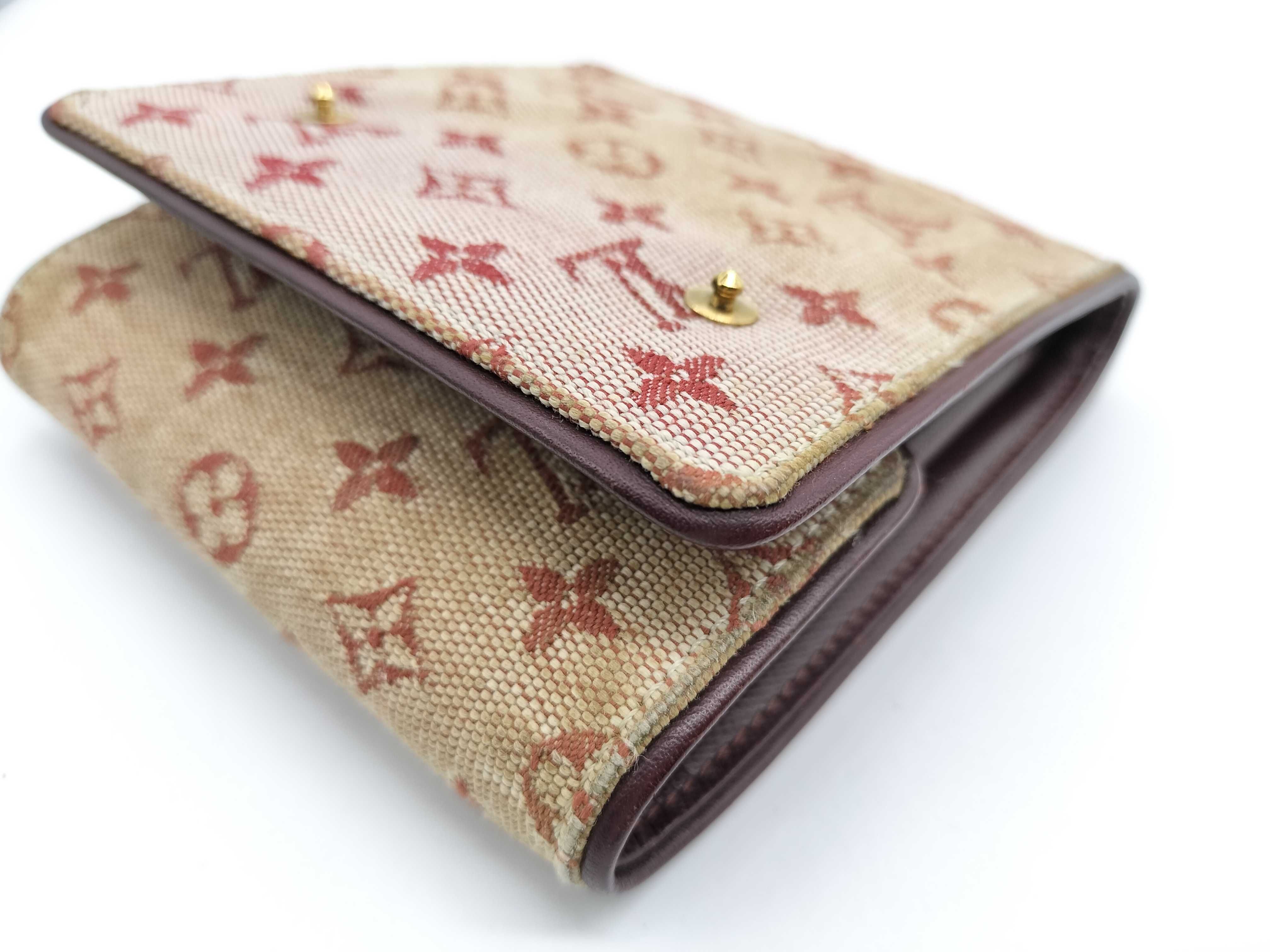 wallet — view 13