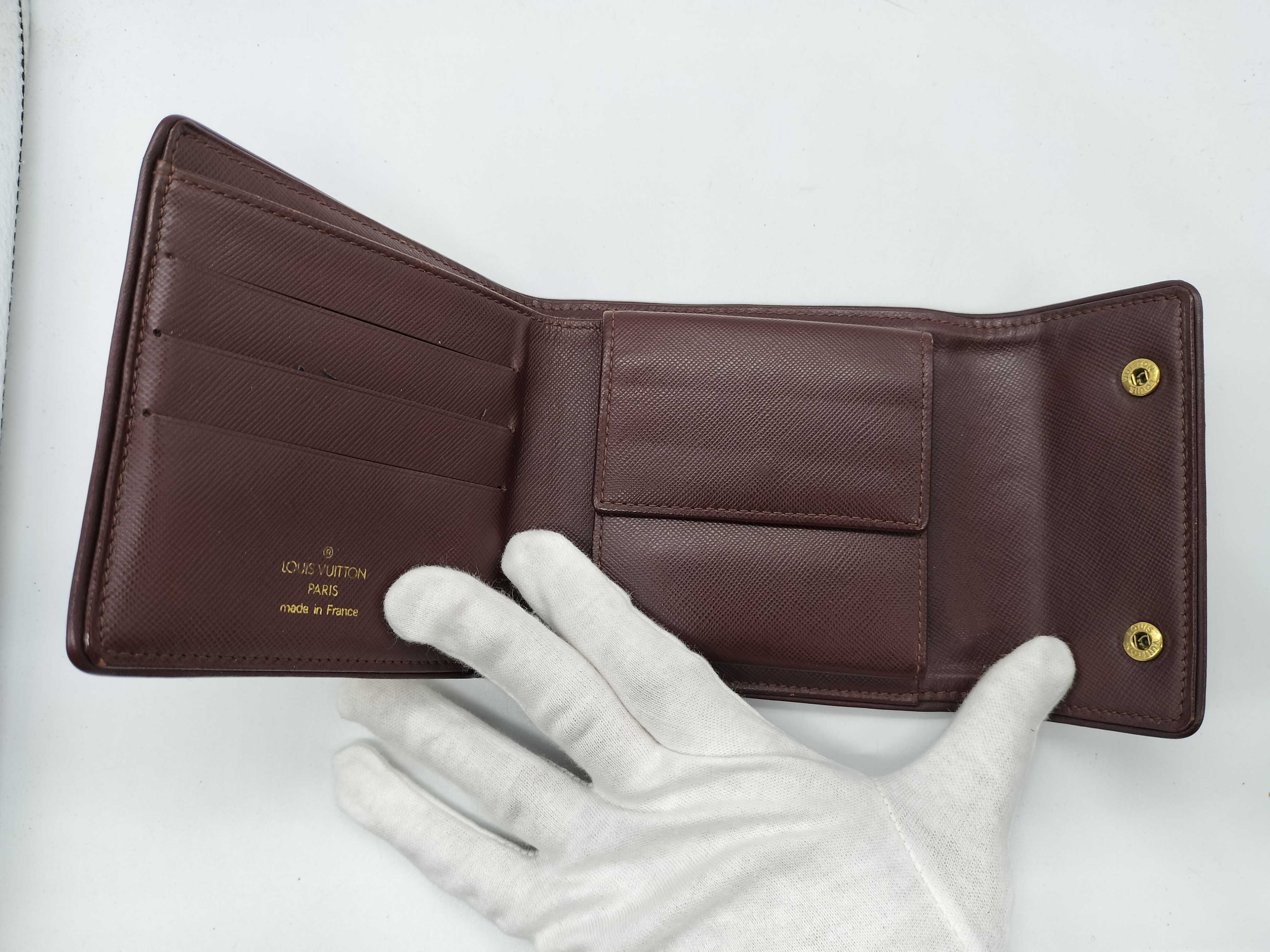 wallet — view 6