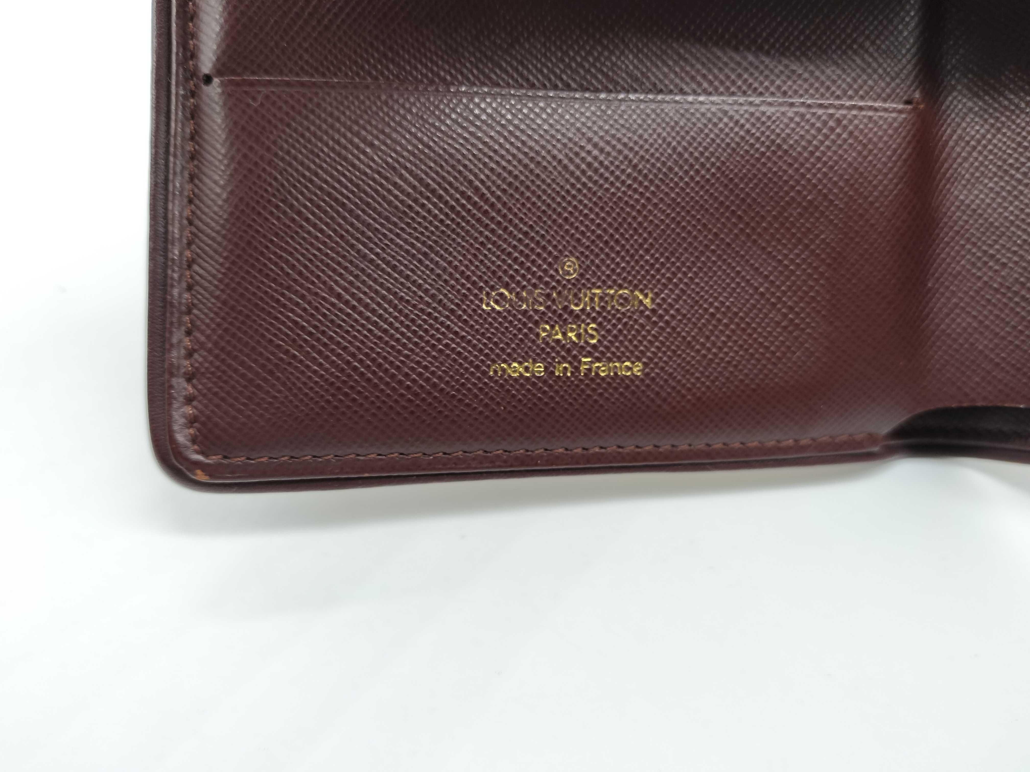wallet — view 7