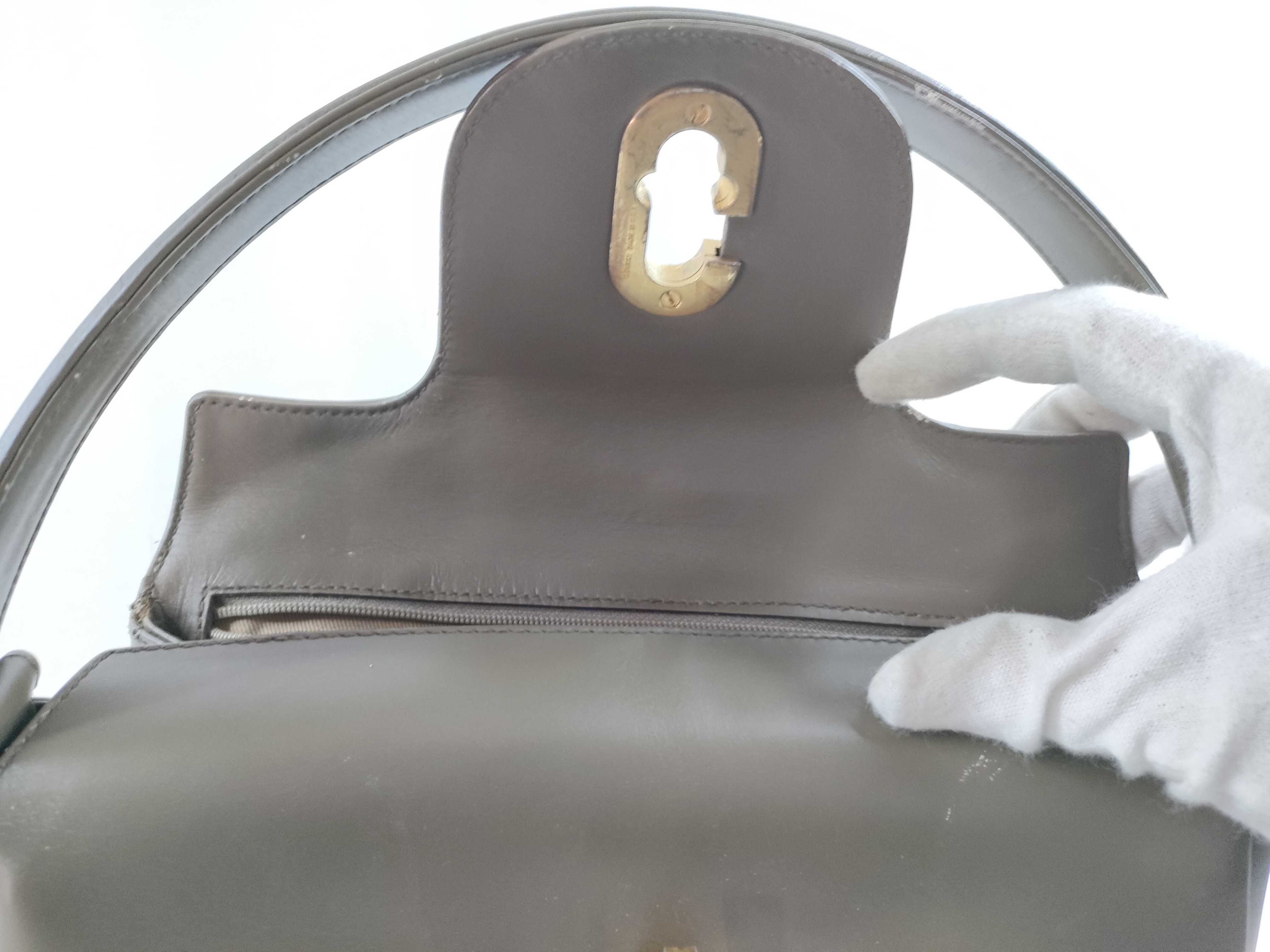 Handbag / Leather Handbag — view 9
