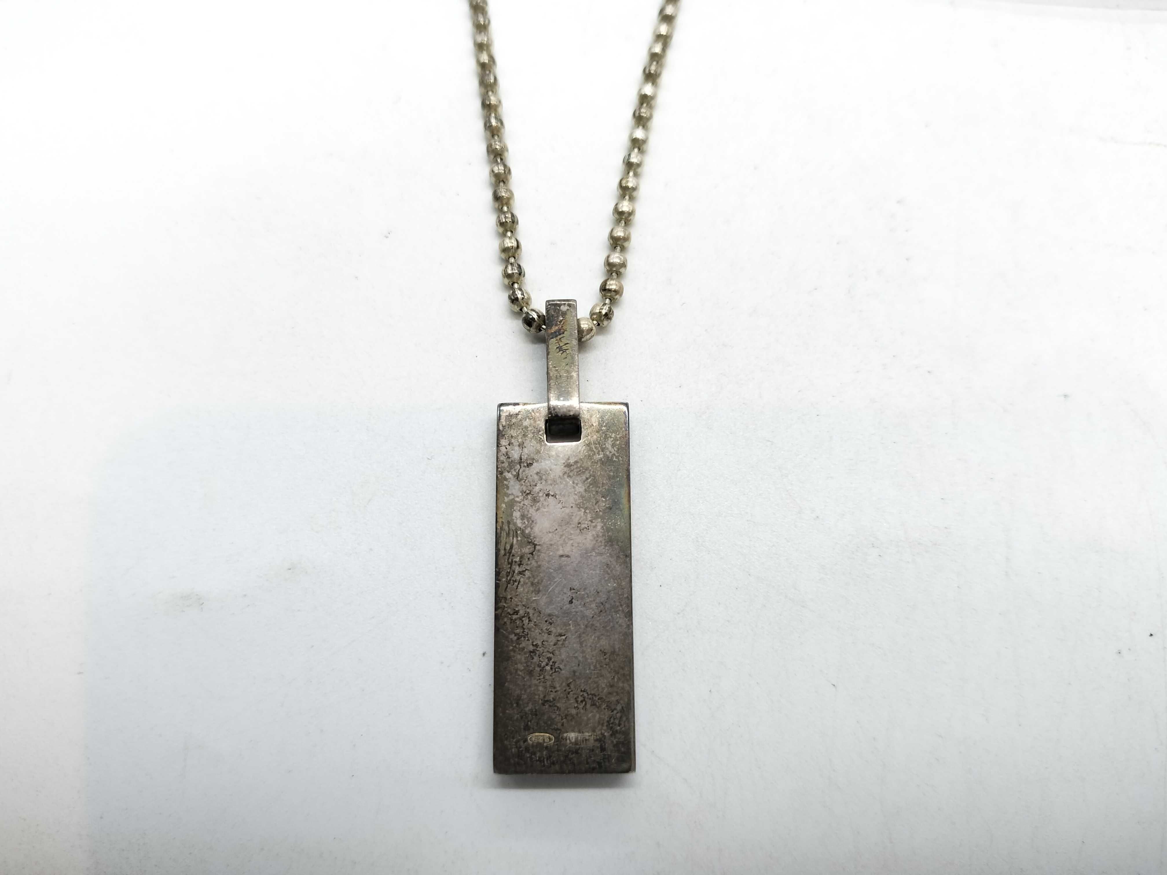 necklace — view 3