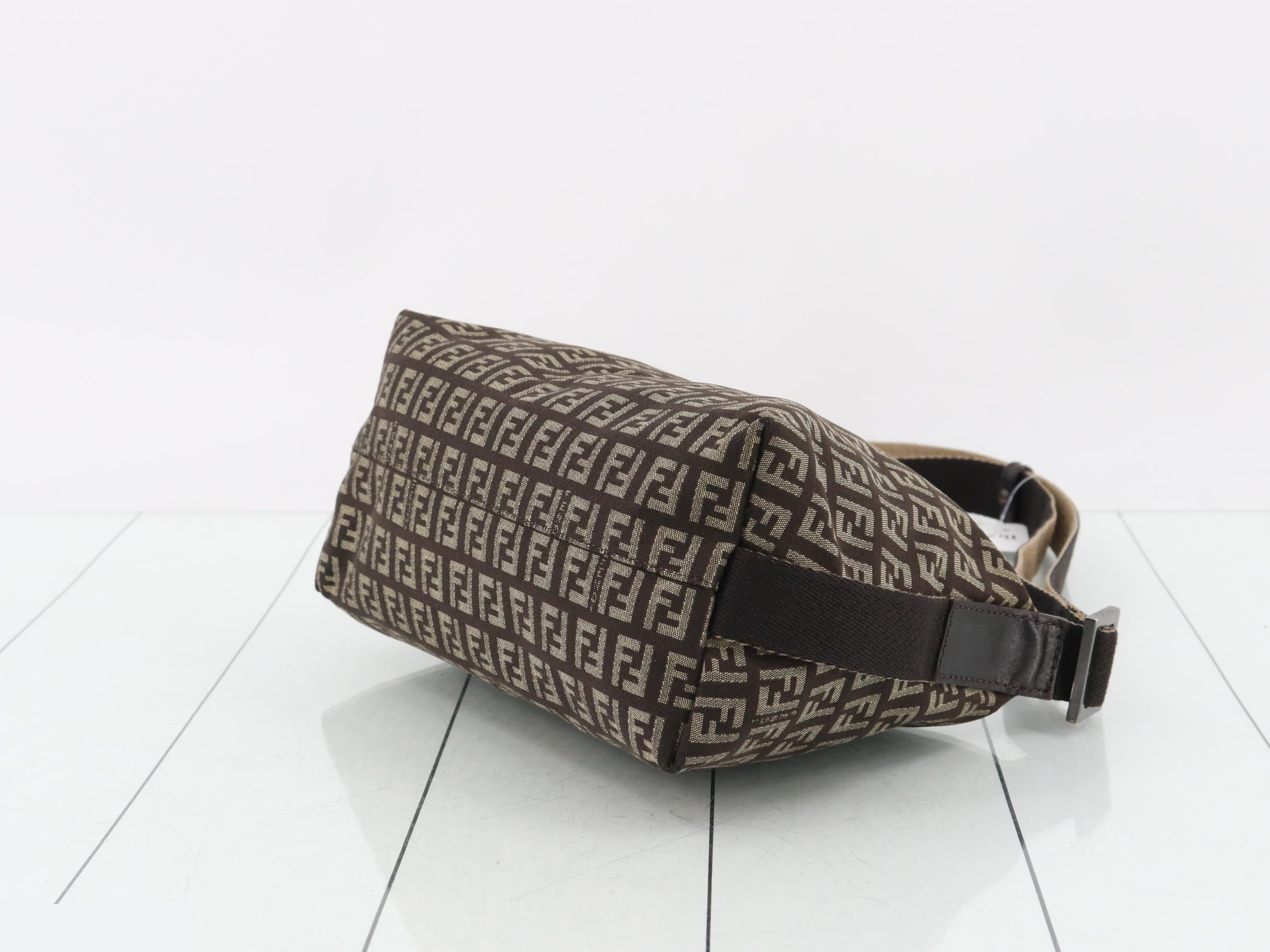 Zucchino Shoulder Bag — view 6