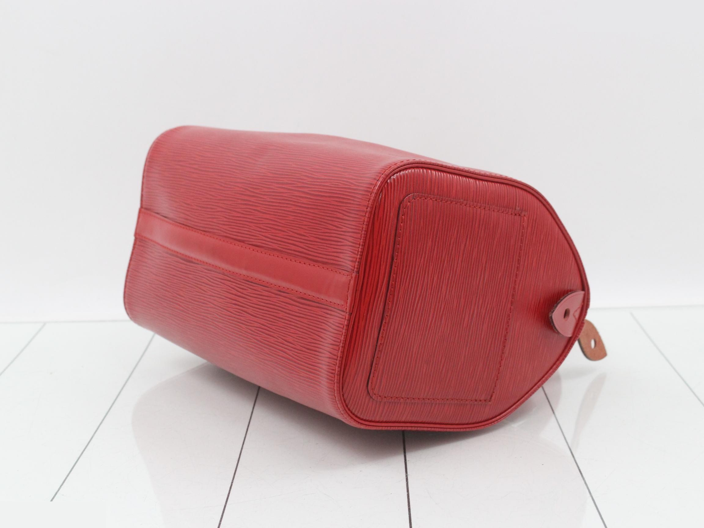 Speedy 30, Castilian Red, with padlock & key, dust bag, and shopping bag. — view 6
