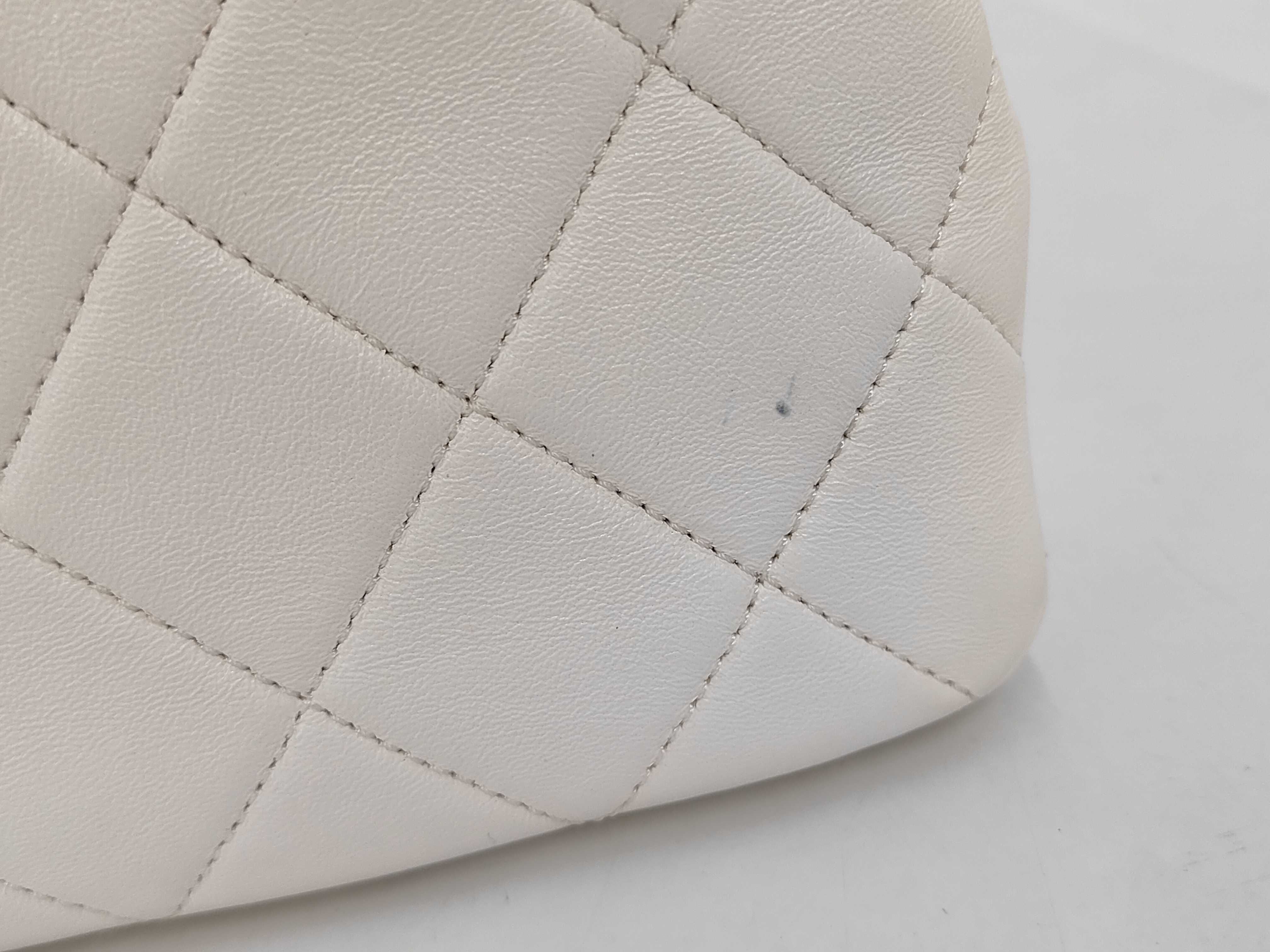 23A Quilted White Fringe Chain Hobo Shoulder Bag with Gold Hardware — view 3