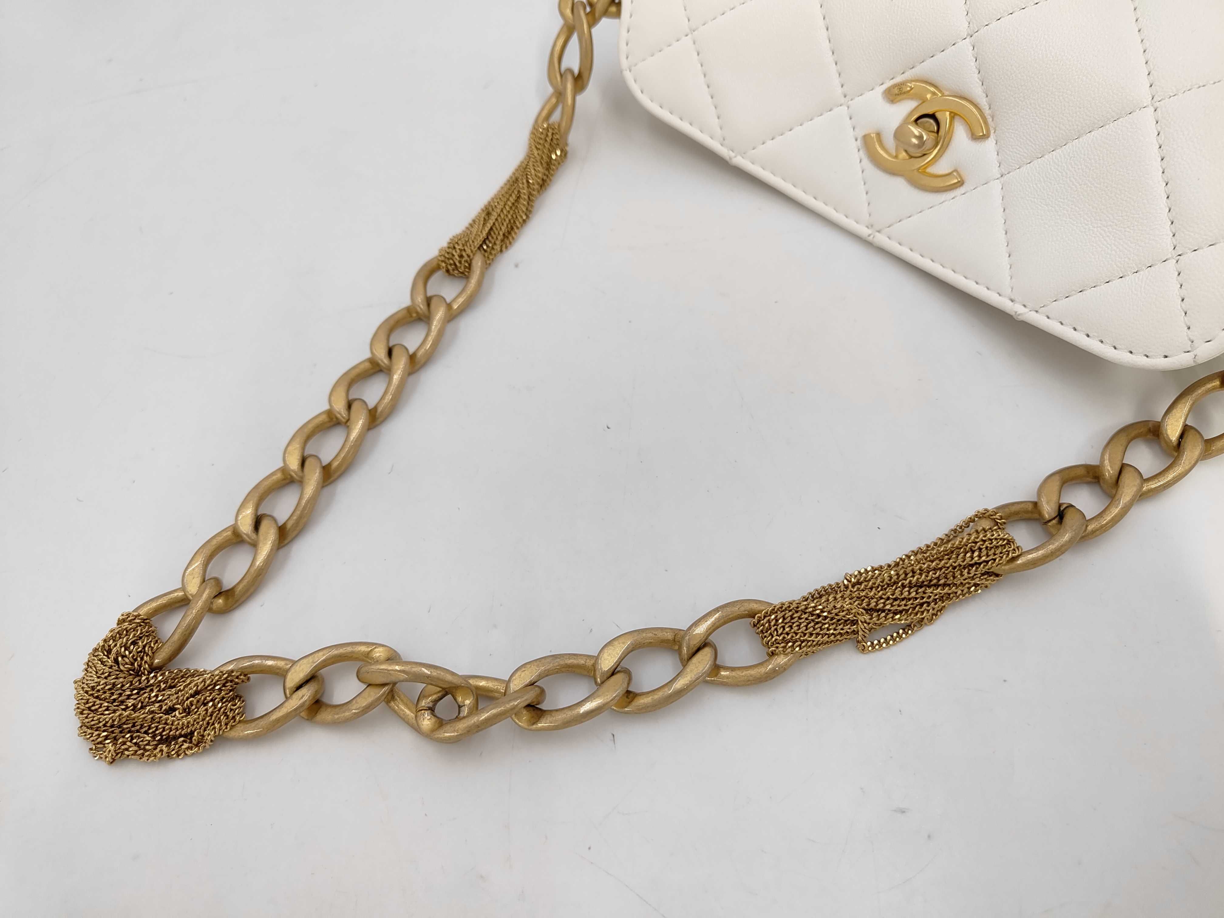 23A Quilted White Fringe Chain Hobo Shoulder Bag with Gold Hardware — view 4