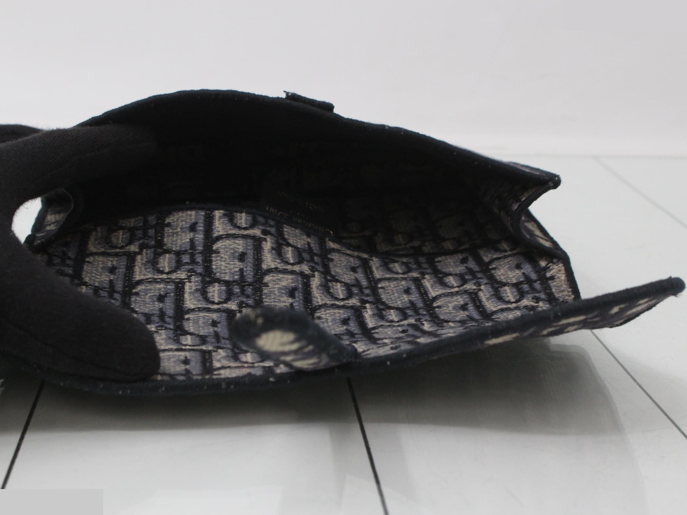 Oblique Saddle Slim Pouch Shoulder Bag — view 4