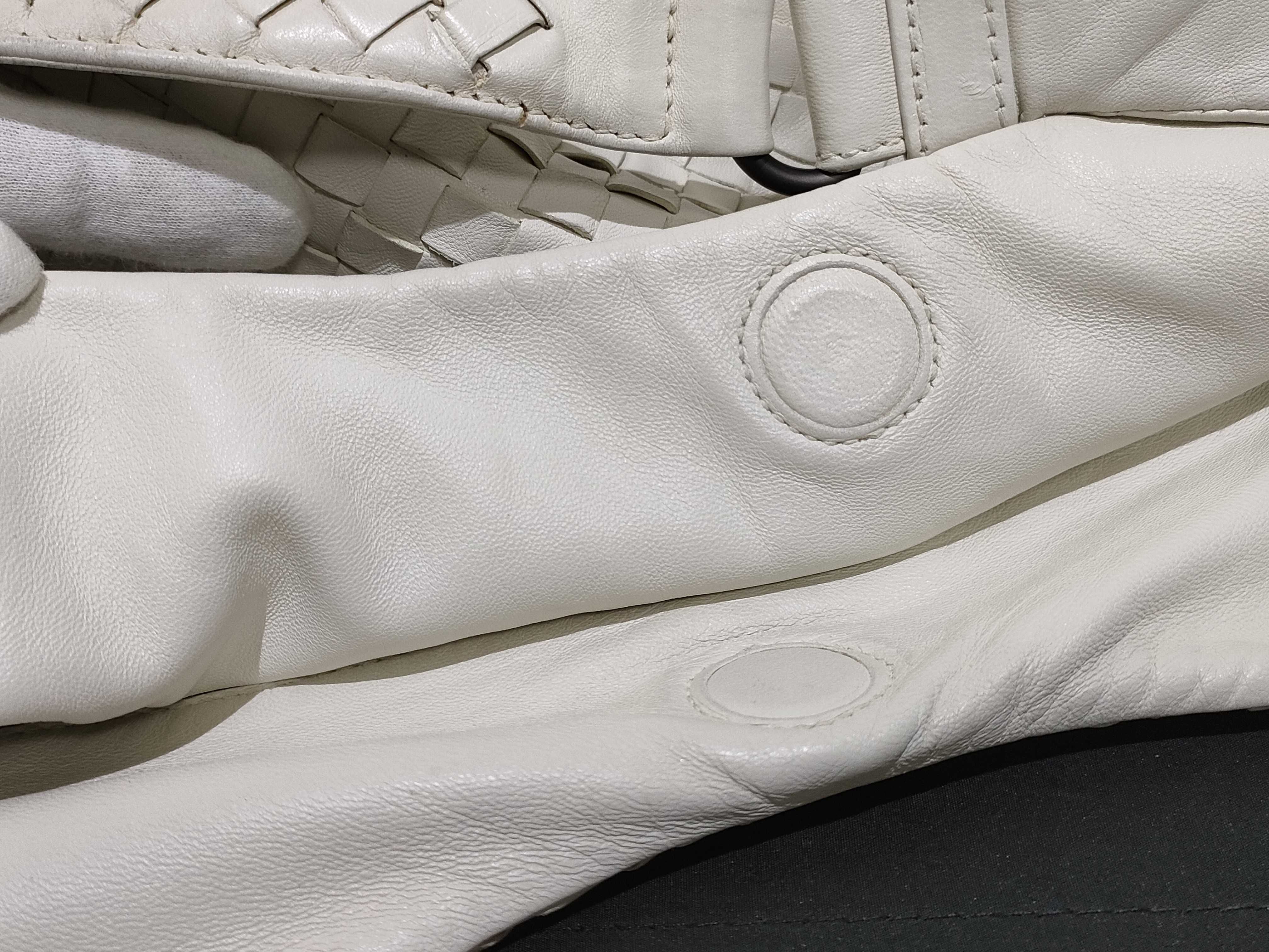 Intrecciato ID- Intrecciato Campana Cow Skin Shoulder bag White 125787 #B000 Shoulder bag — view 13