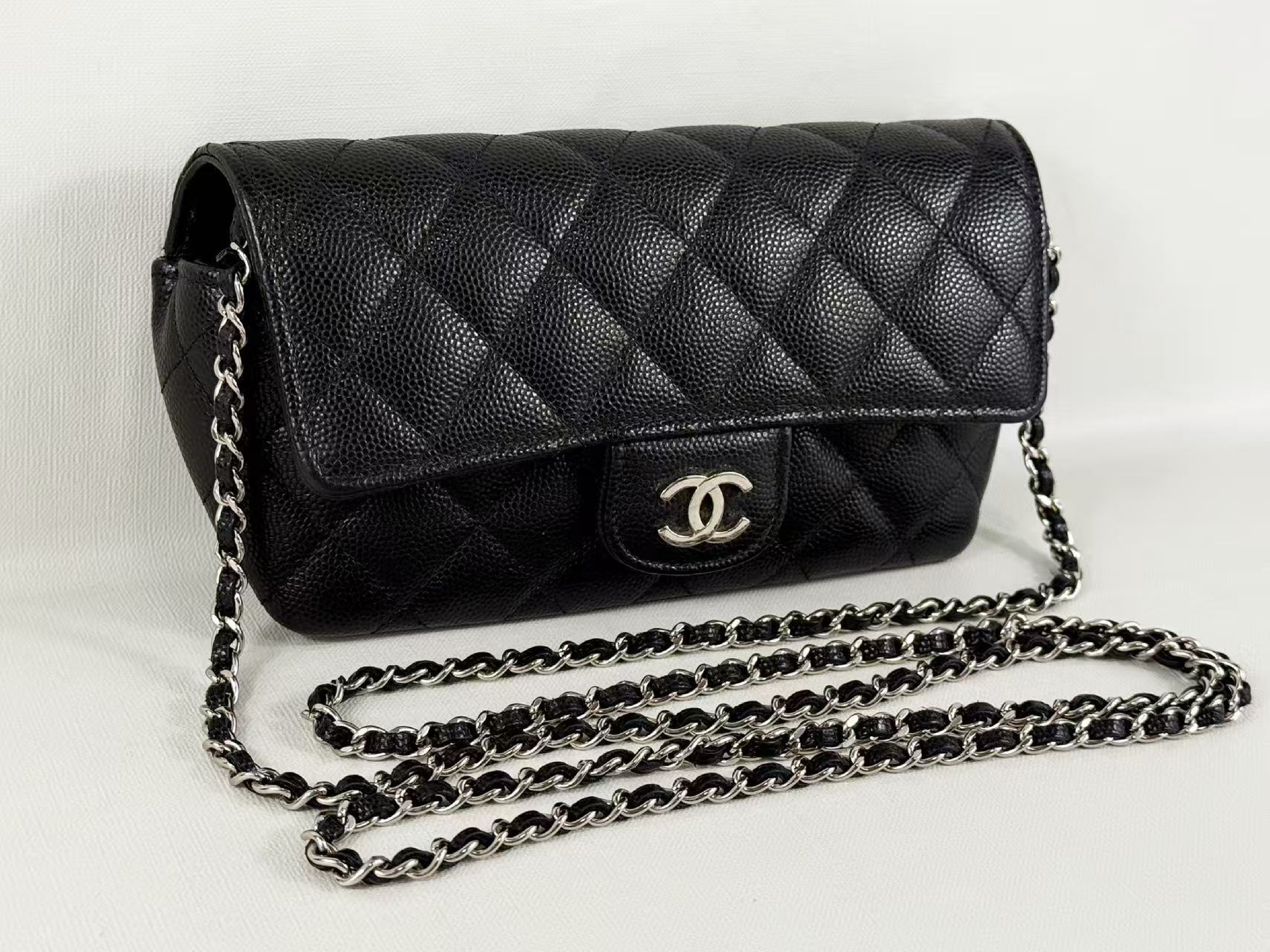 Black Caviar Skin Matelassé Shoulder Bag, Approx. W19cm, Serial Number 31-series, with Dust Bag, Authenticity Card, and Seal, Silver Hardware, Item Number 31664754 — view 2
