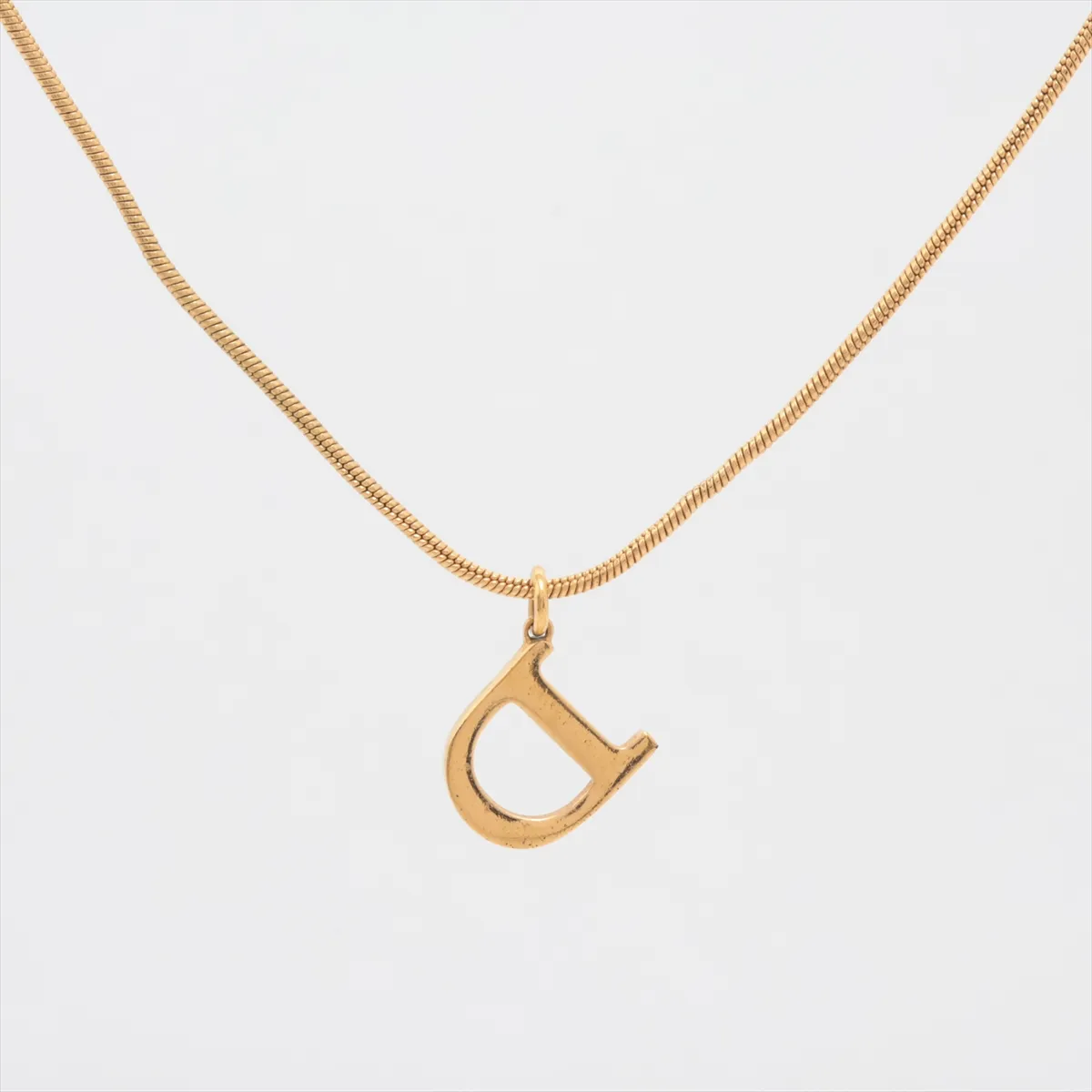 D-logo necklace, GP gold. Shows — view 2