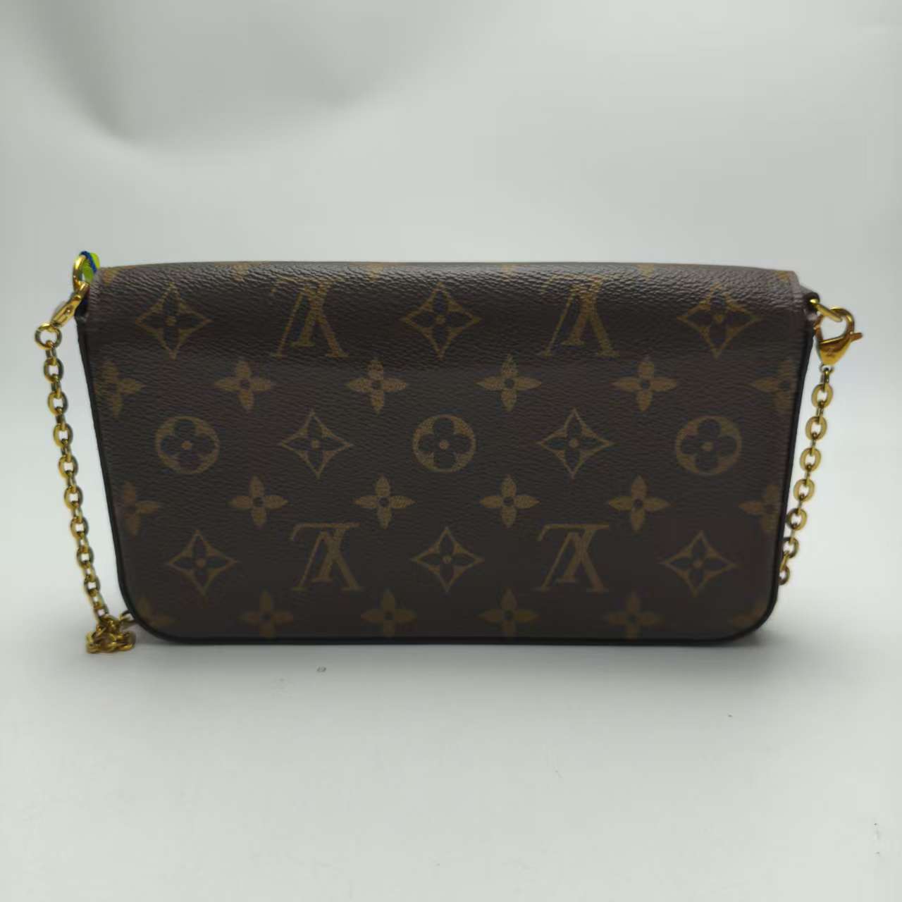 【*Shipped from: China*】LOUIS VUITTON Pochette Felicie PU Shoulder Bag — view 3