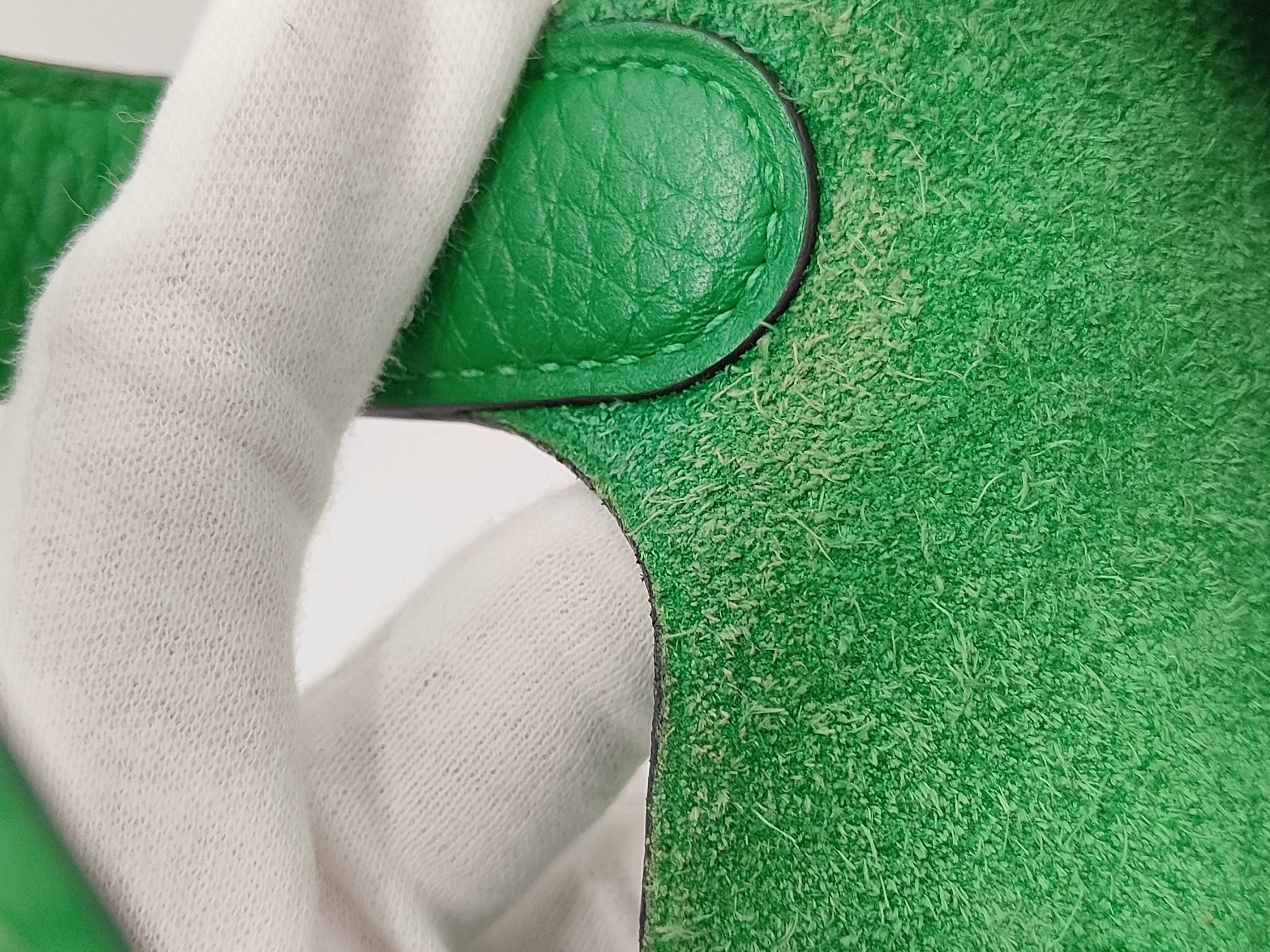 Picotin Lock PM Taurillon Clemence Monochrome So Green Bamboo Z Stamp Handbag — view 11