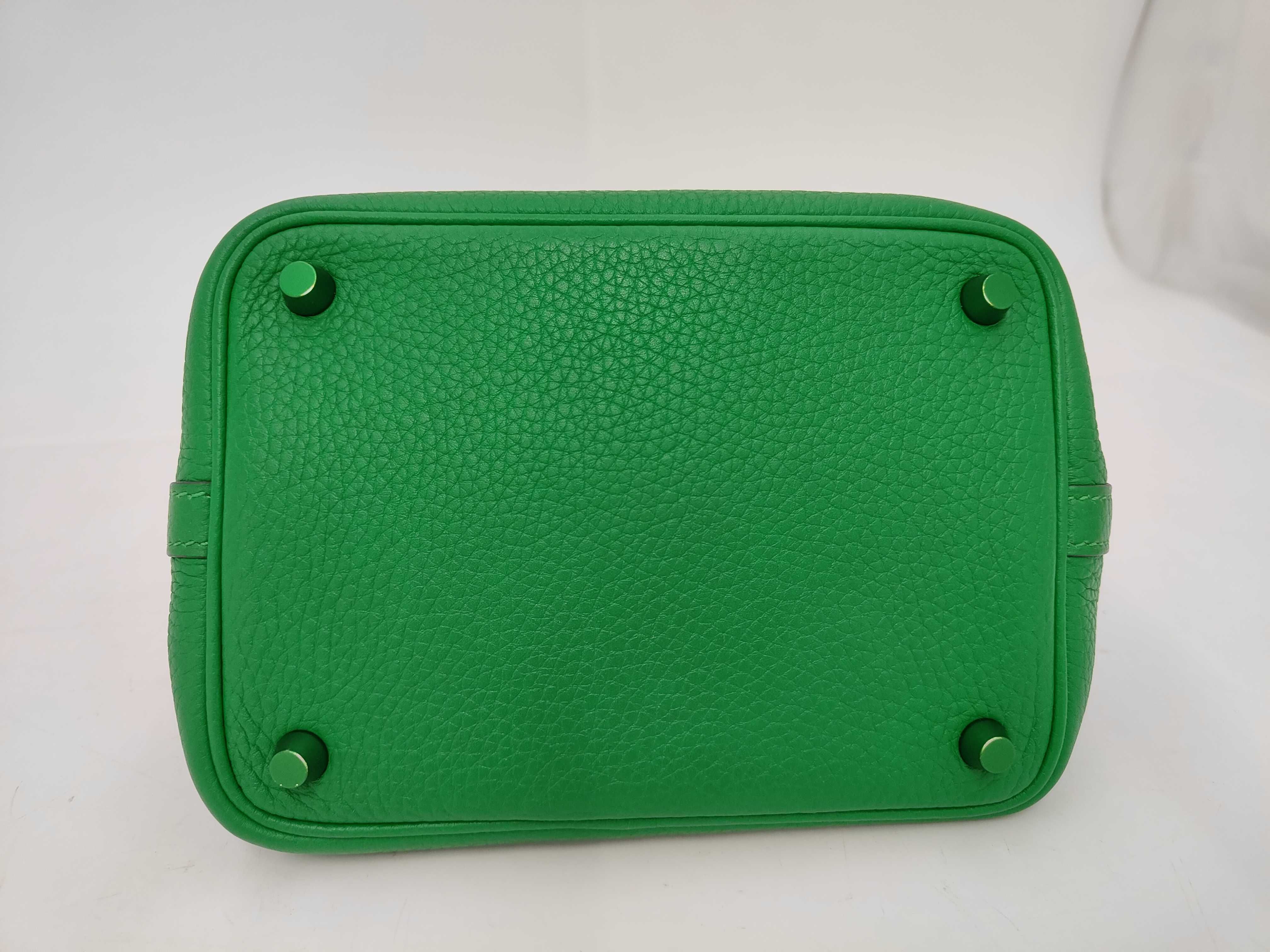 Picotin Lock PM Taurillon Clemence Monochrome So Green Bamboo Z Stamp Handbag — view 6