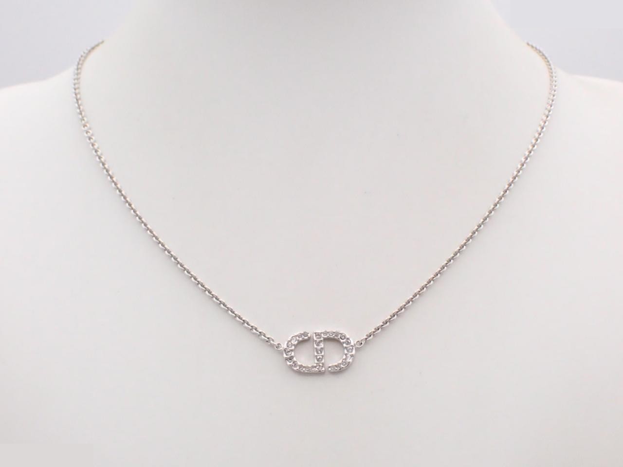 Silver necklace, chain approximately 46cm — view 3