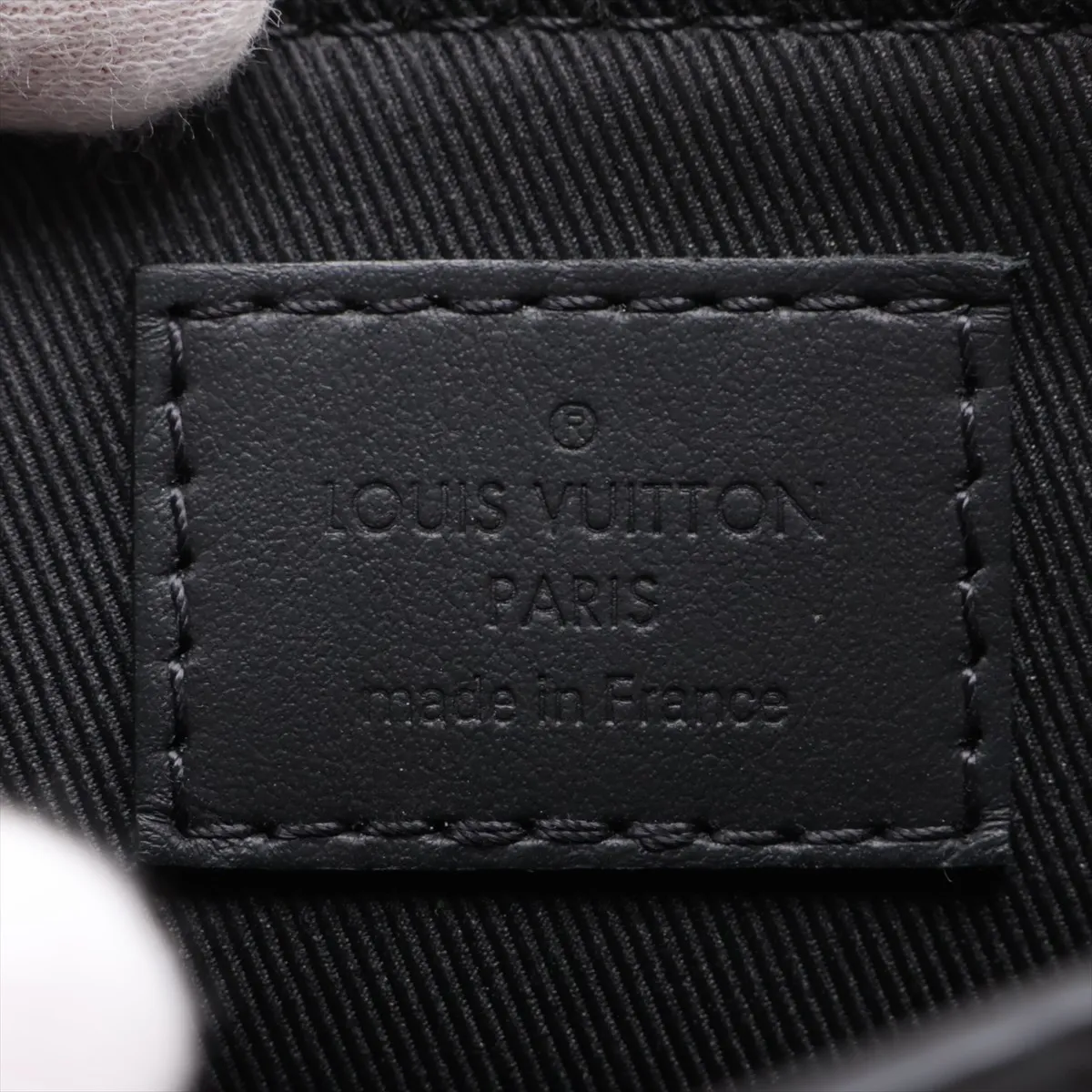 Taurillon Monogram Pico S-Lock M83148 Black — view 7