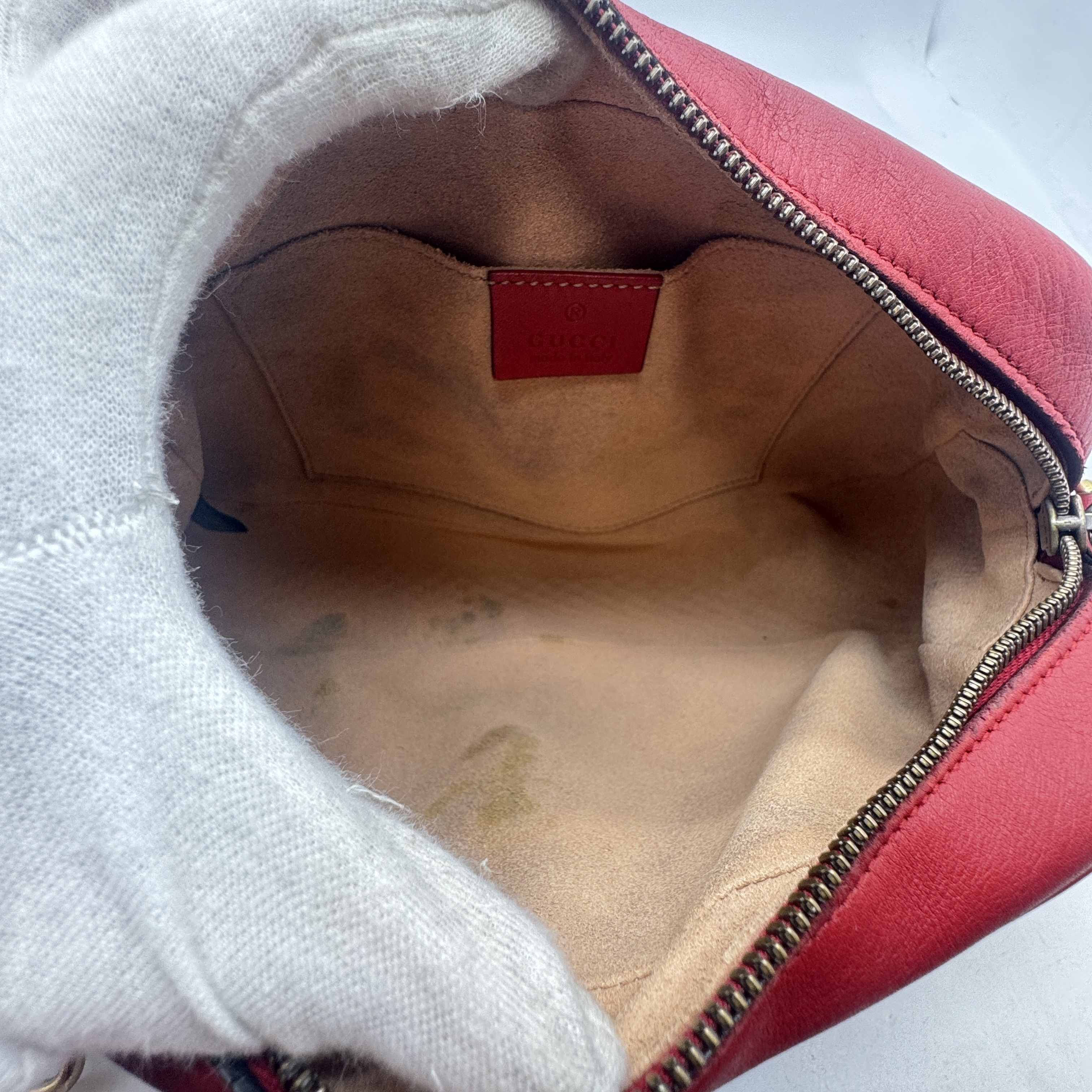 GG Marmont Quilted Camera Bag, Red Shoulder Bag — view 10