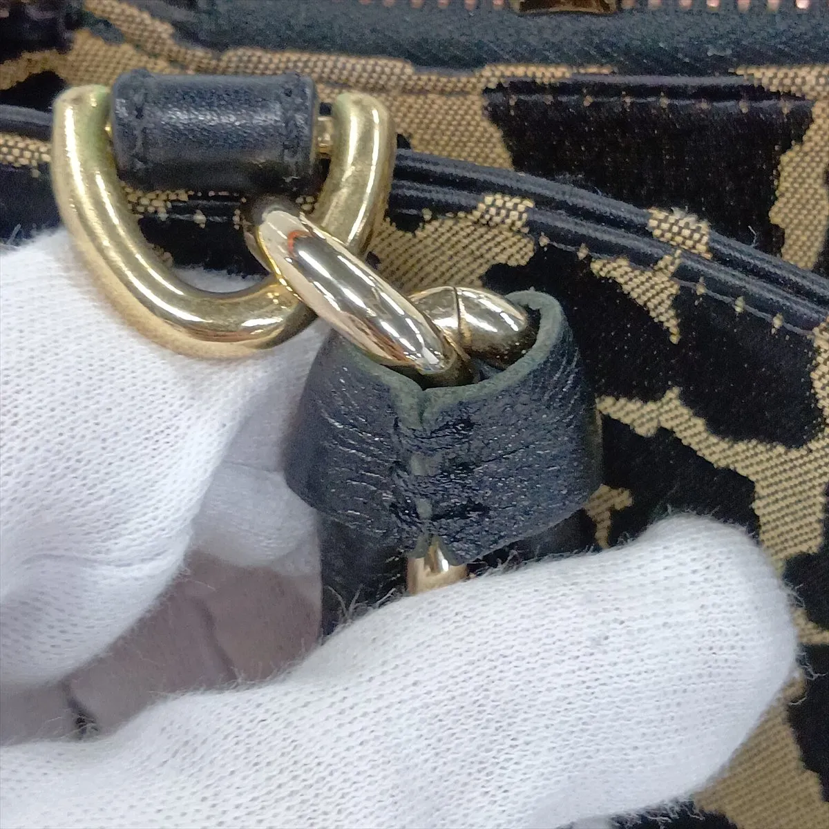 nylon and leather chain handbag, leopard print, serial error. — view 12