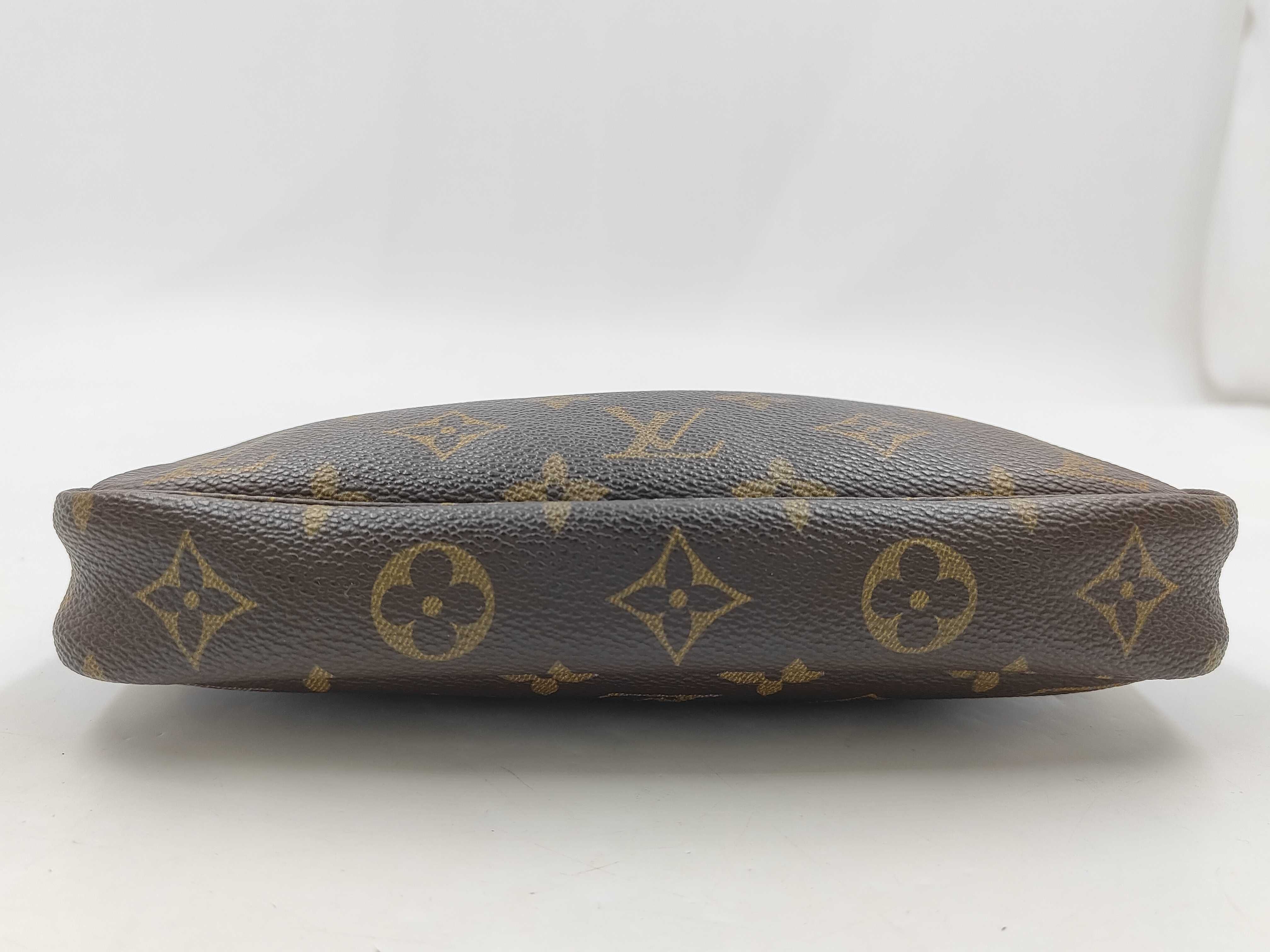 Monogram Accessoires Shoulder Bag — view 4