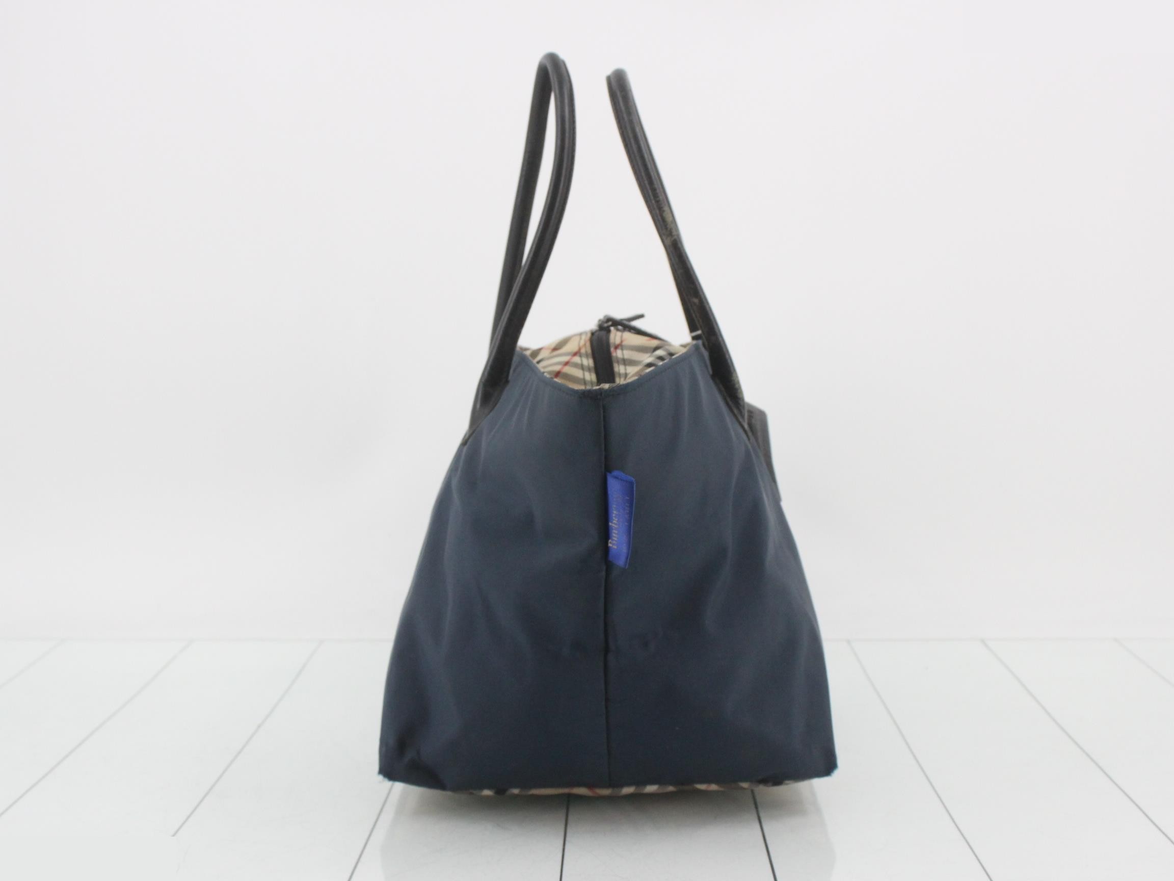 handbag — view 3