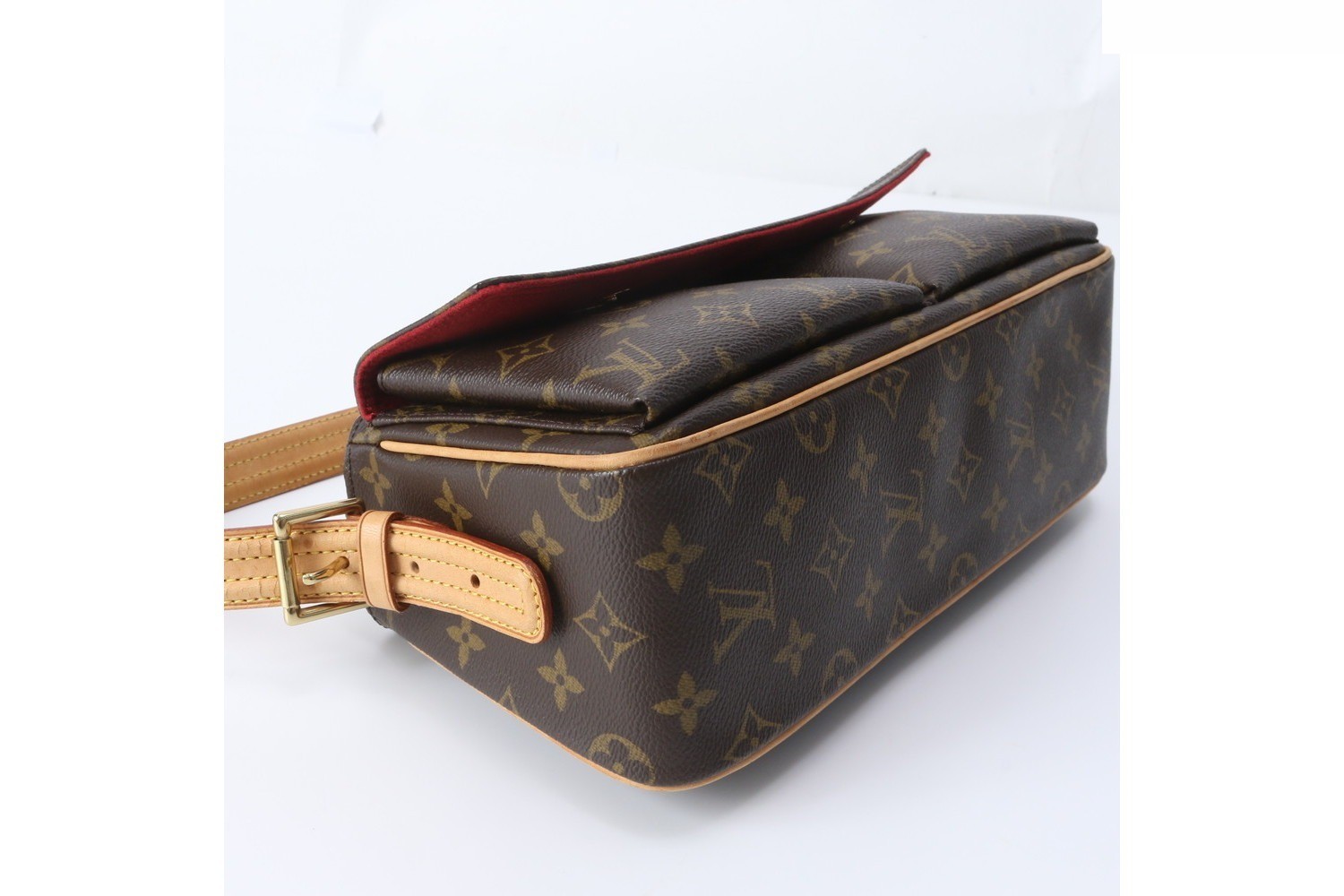 Monogram Viva Cite MM M51164 Leather Shoulder Bag — view 4