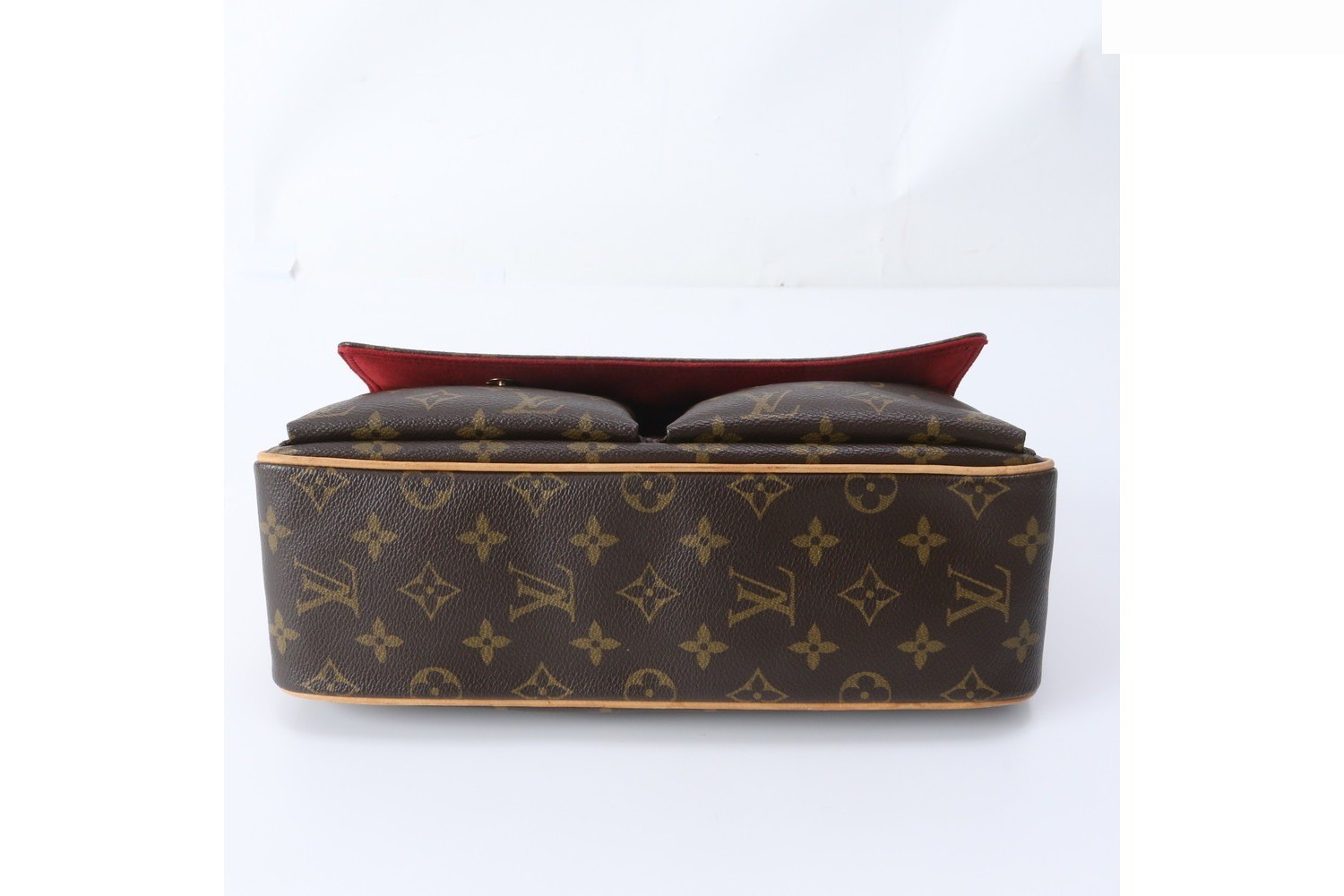 Monogram Viva Cite MM M51164 Leather Shoulder Bag — view 5