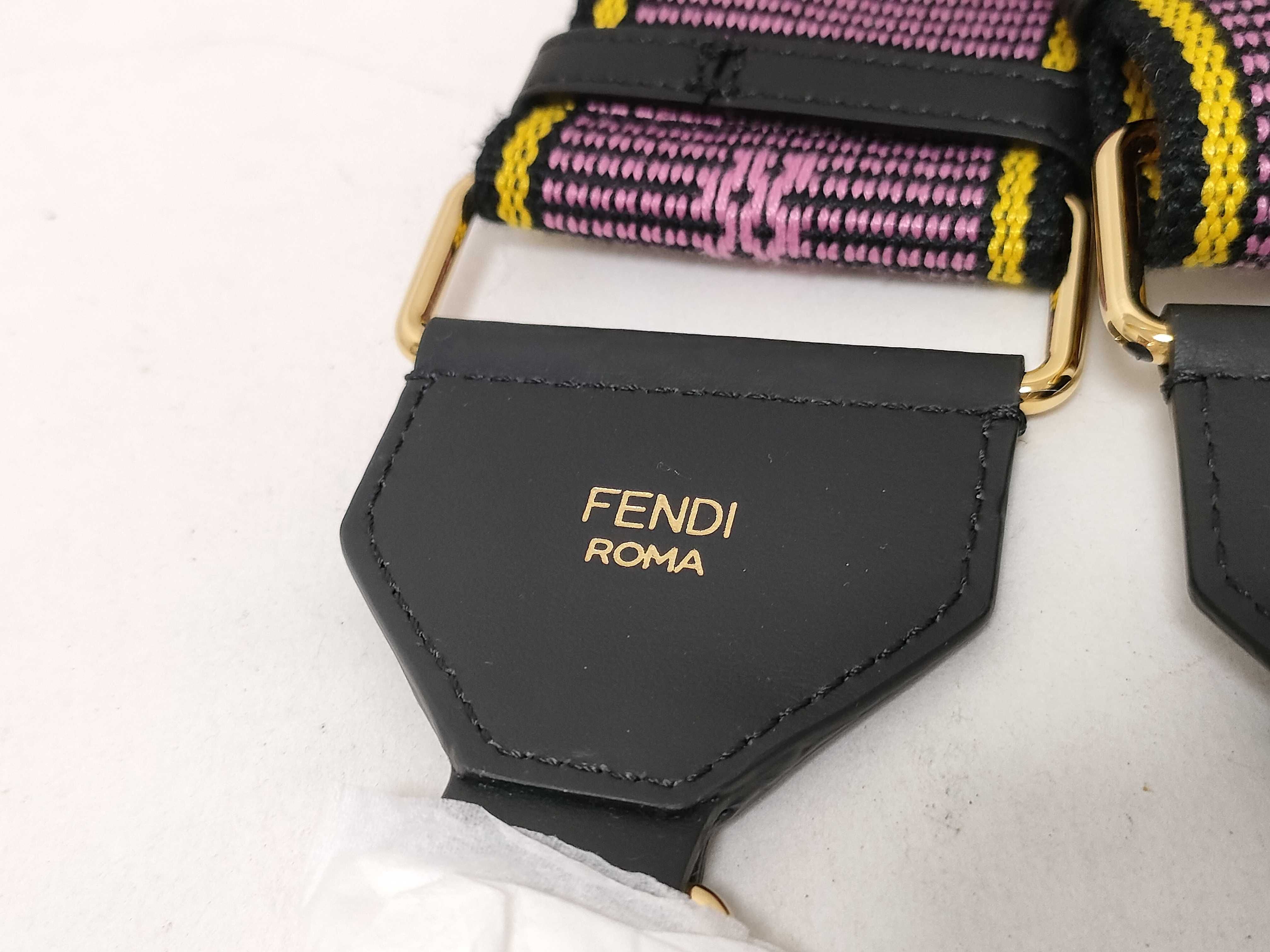 shoulder strap — view 3