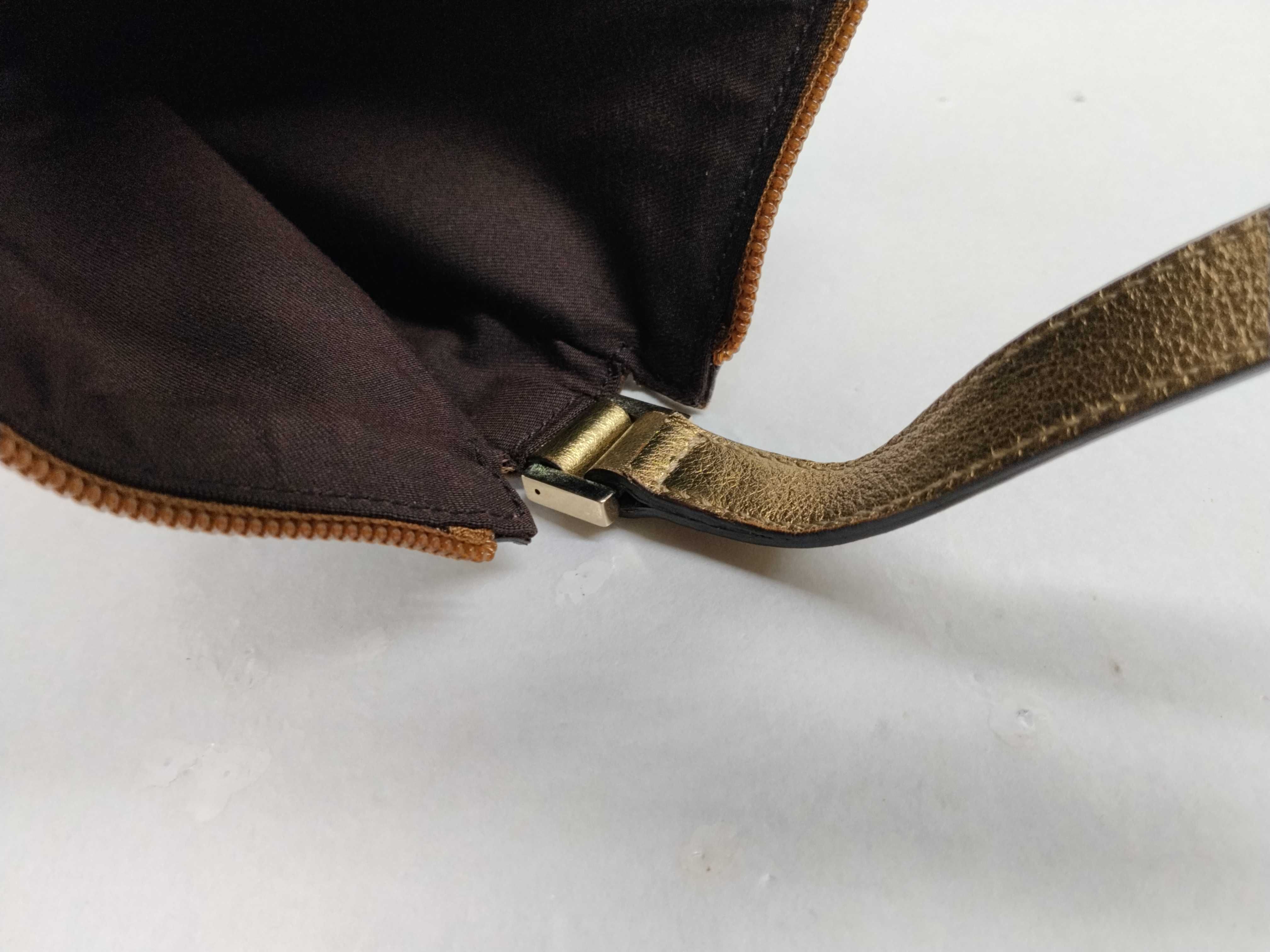 GG Abbey Handbag Accessory Pouch Brown Gold GG Pattern Pouch — view 11