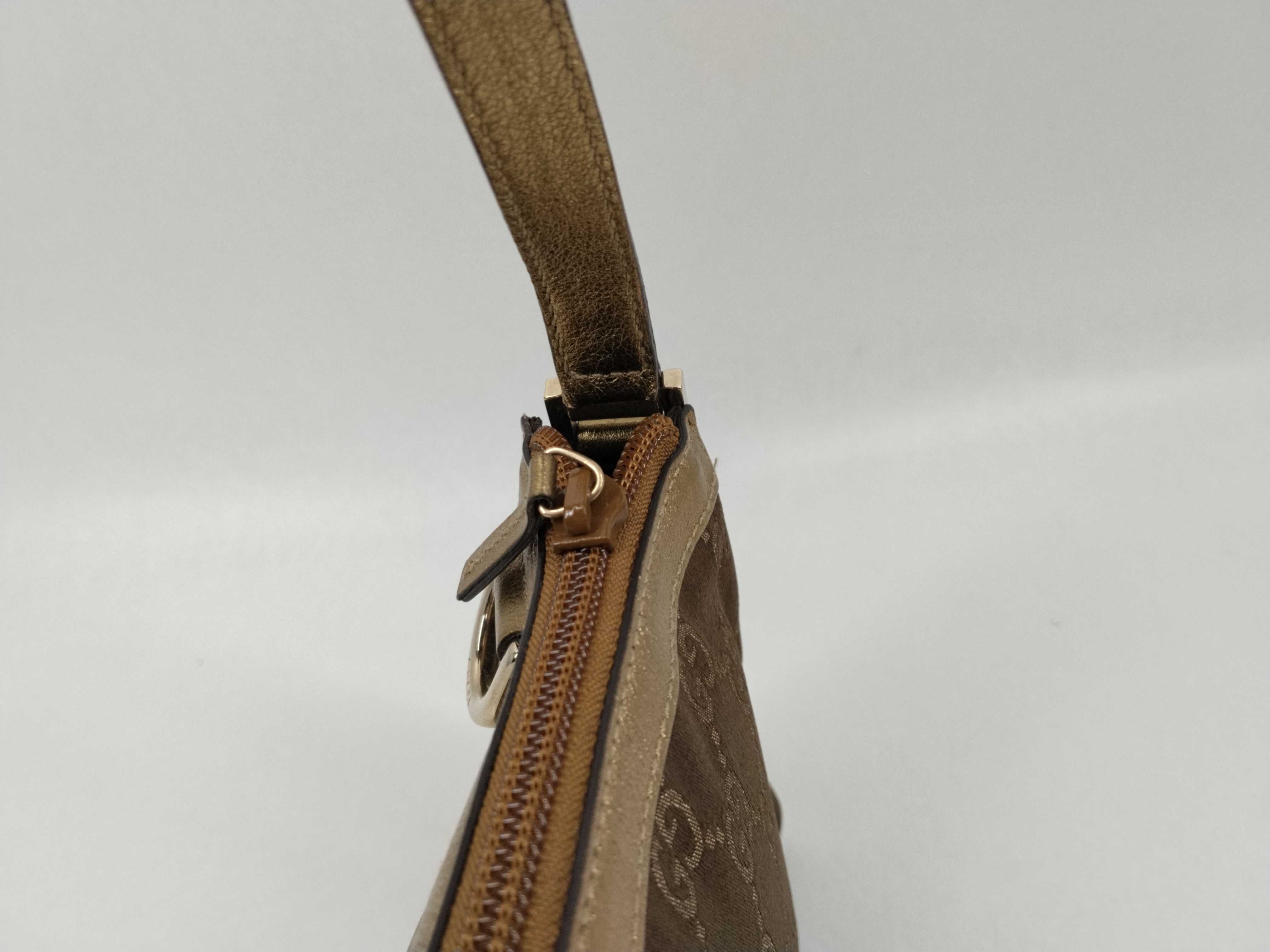 GG Abbey Handbag Accessory Pouch Brown Gold GG Pattern Pouch — view 5