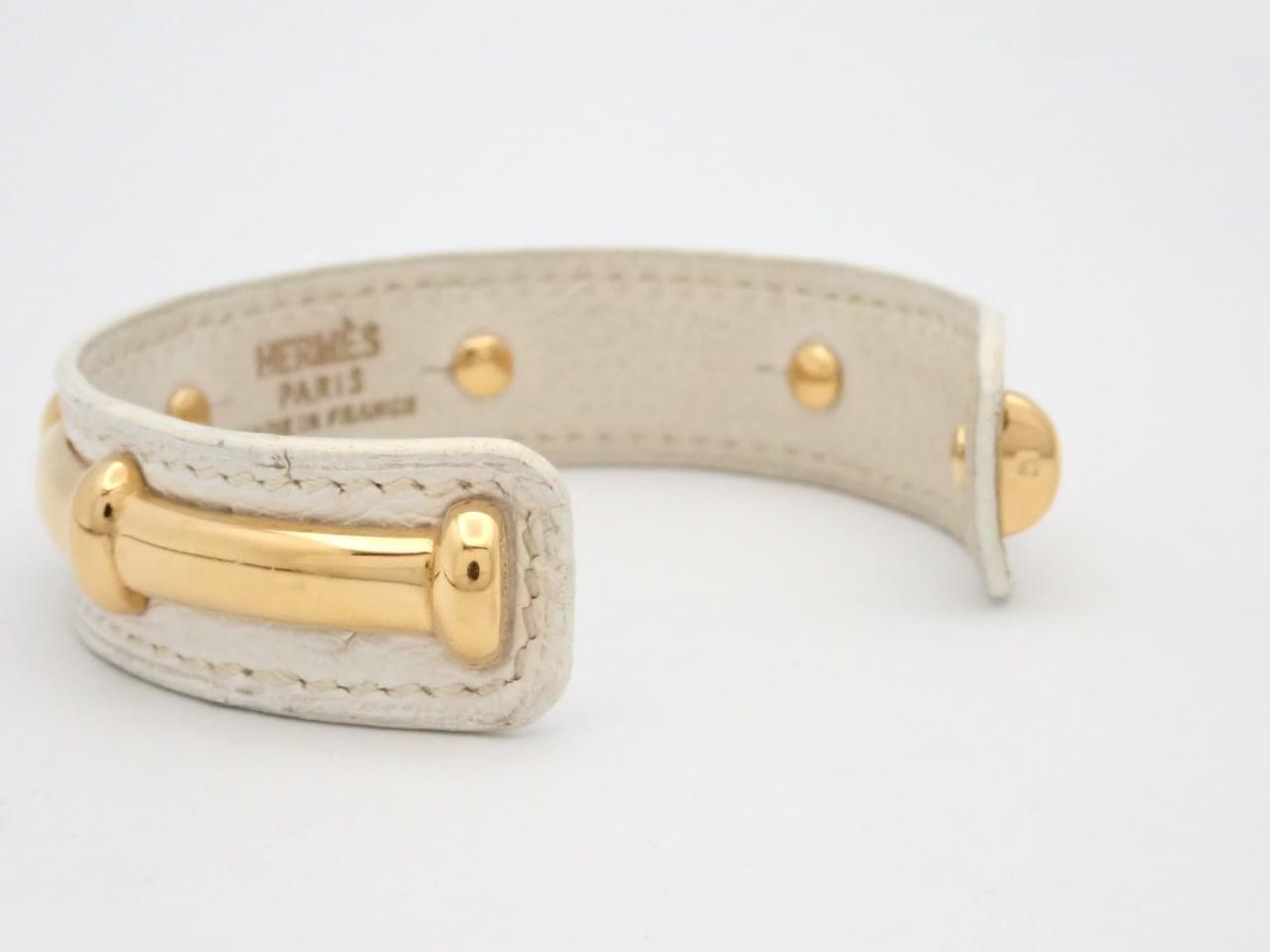 Agatha Bangle, Ivory/Gold, Wrist circumference approx. 17cm — view 3