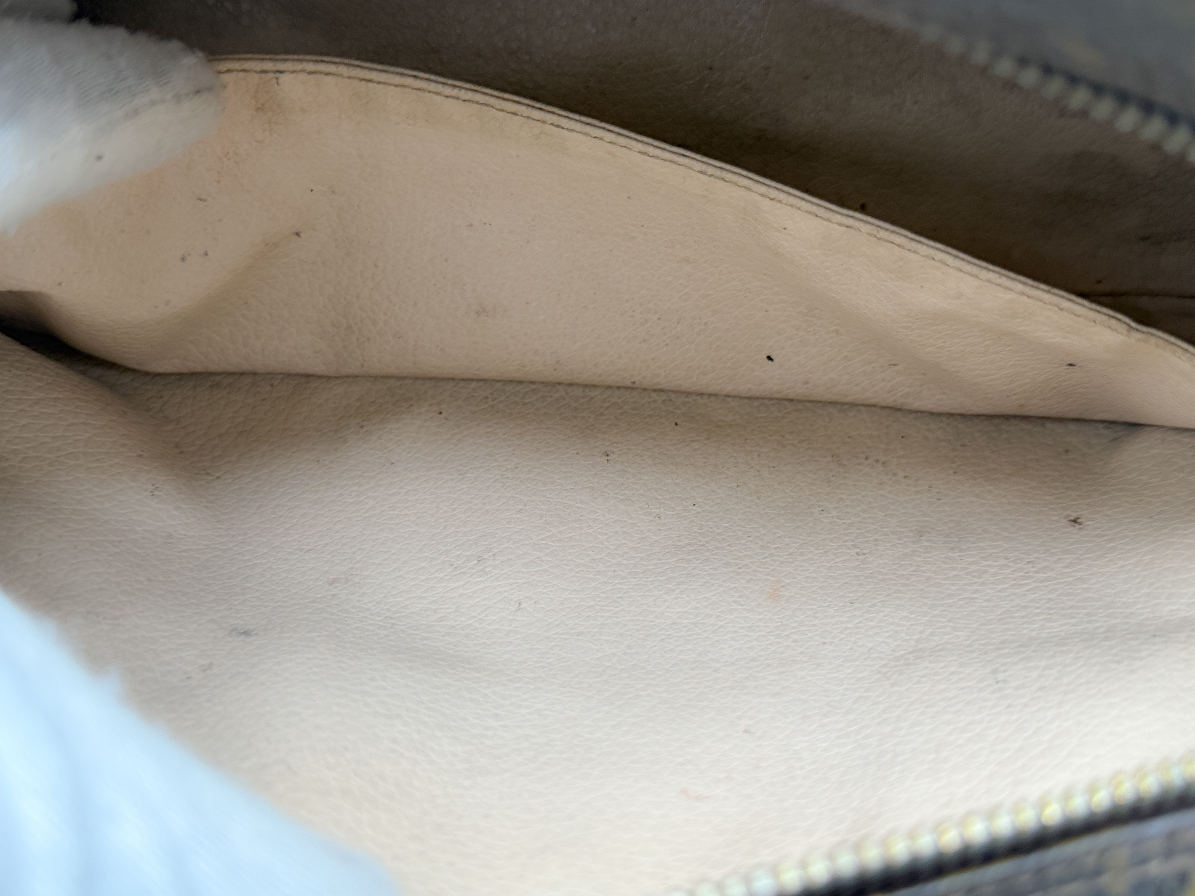 Monogram M47522 Trousse Toilette 28 Pouch — view 10