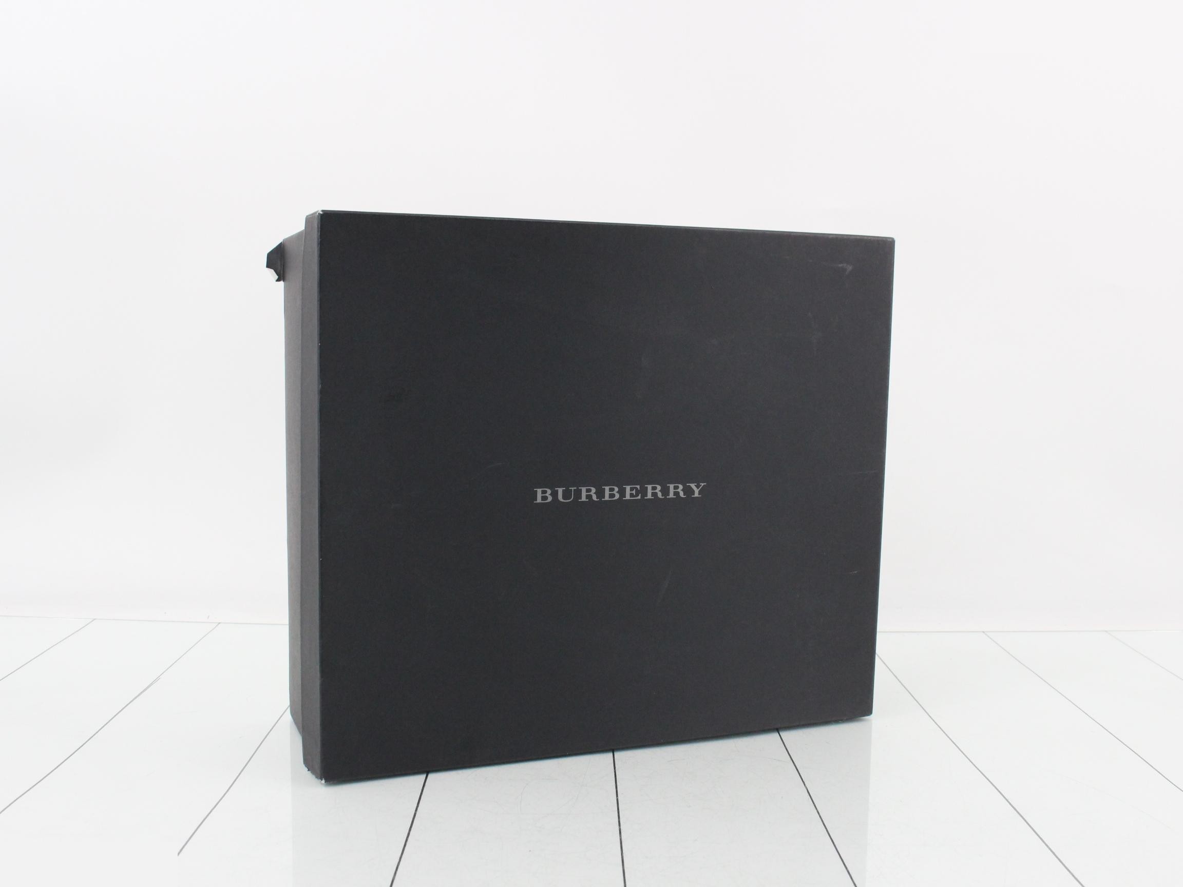 Nova Check bag/handbag with box — view 7