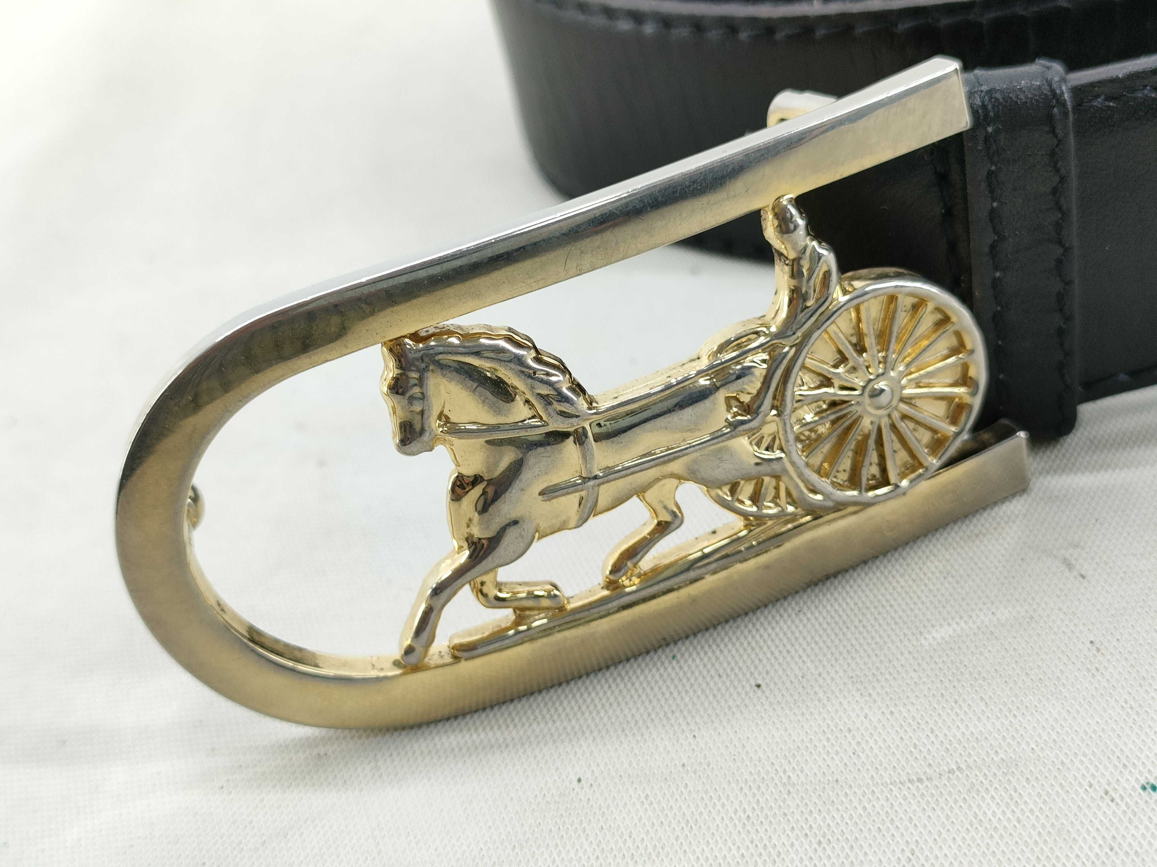 belt with carriage buckle — view 2