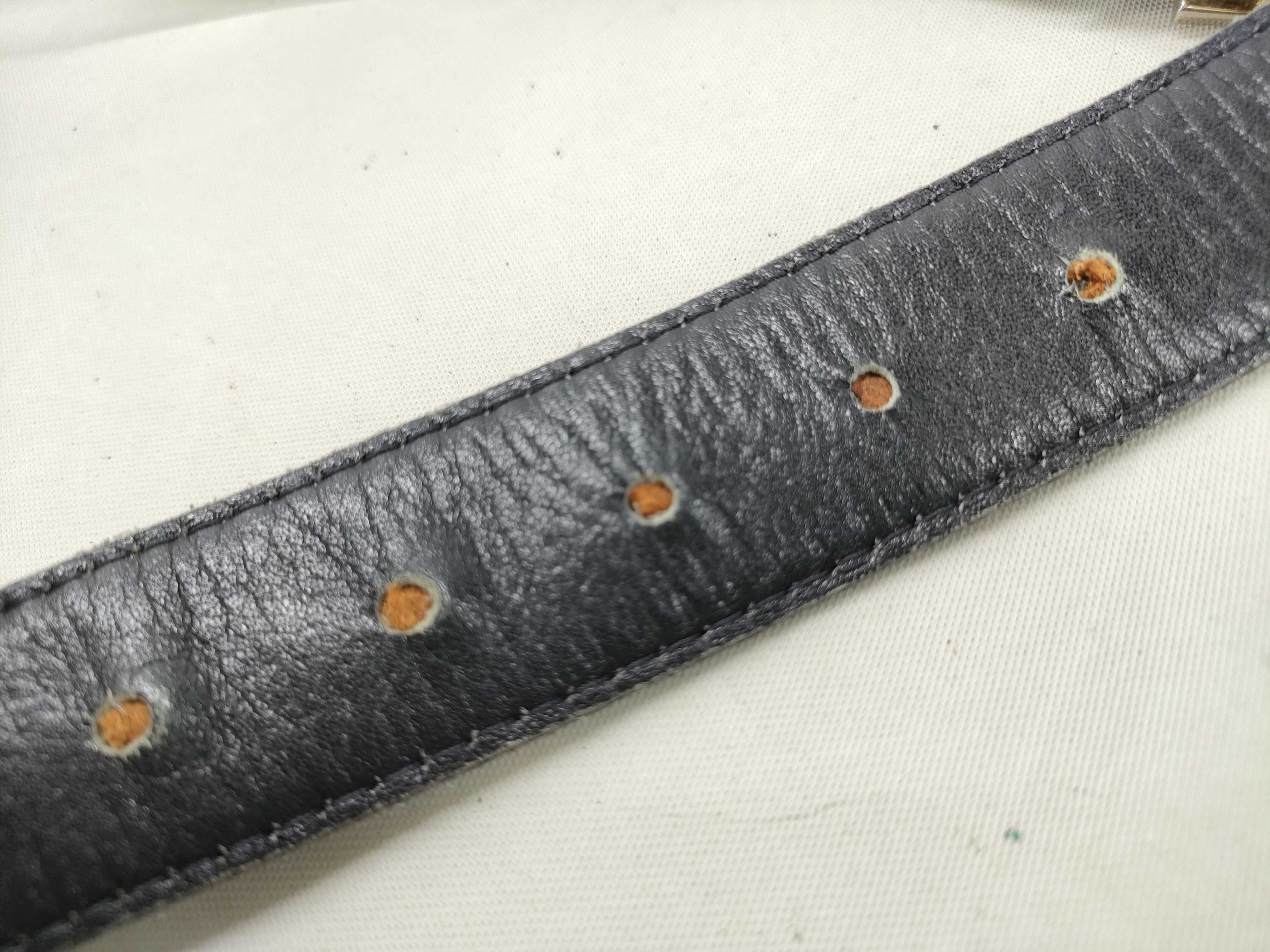 belt with carriage buckle — view 8