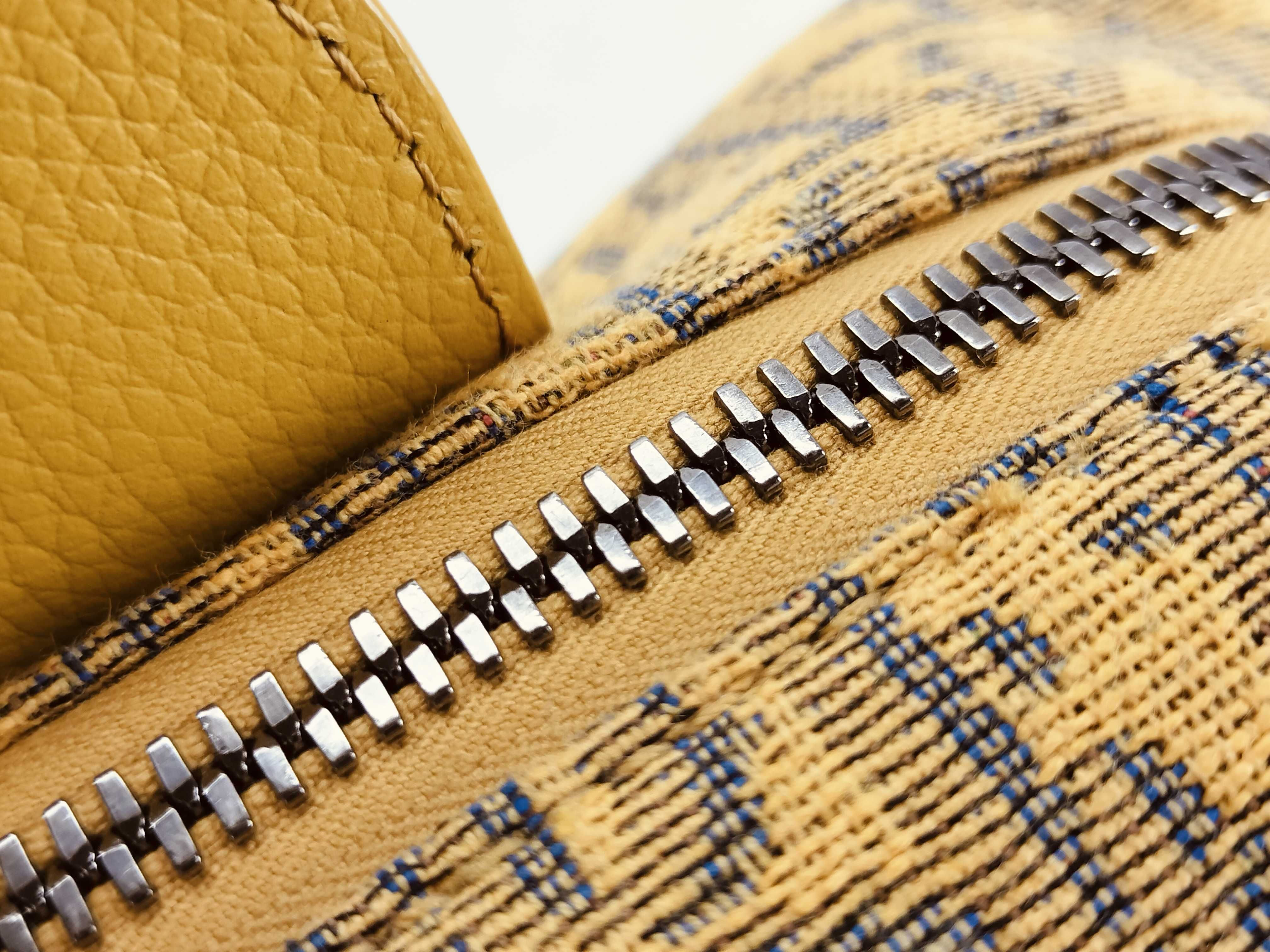 Trotter Dior Lango Oblique Canvas Shoulder Bag — view 9