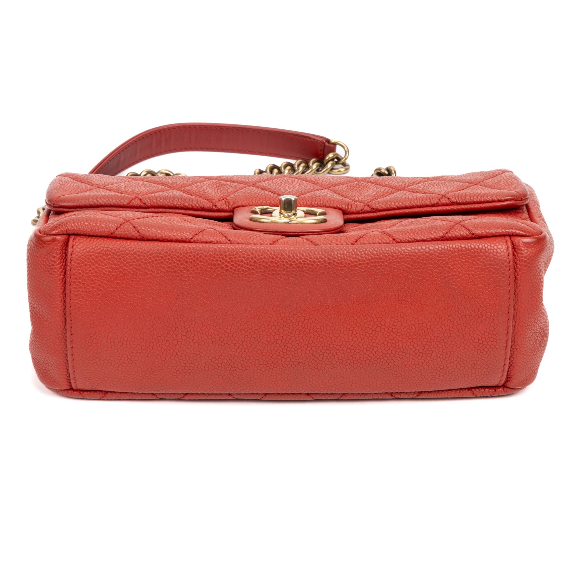 Urban Day Chain Flap  Caviar Quilted Leather — view 6