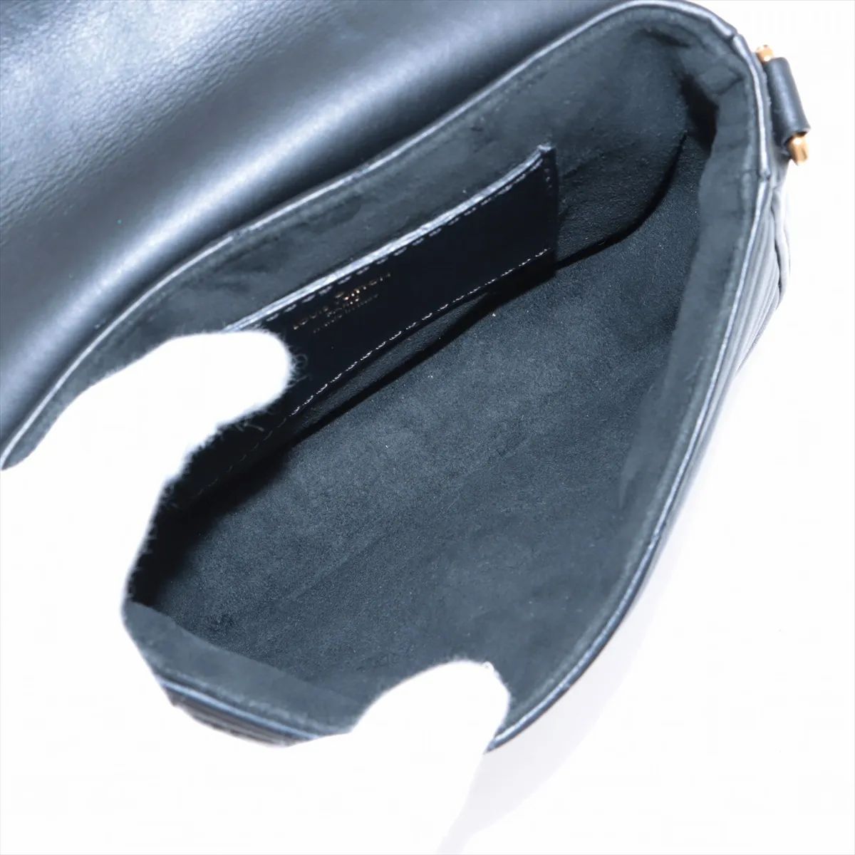 New Wave Multi Pochette, Calf Leather Quilted — view 6