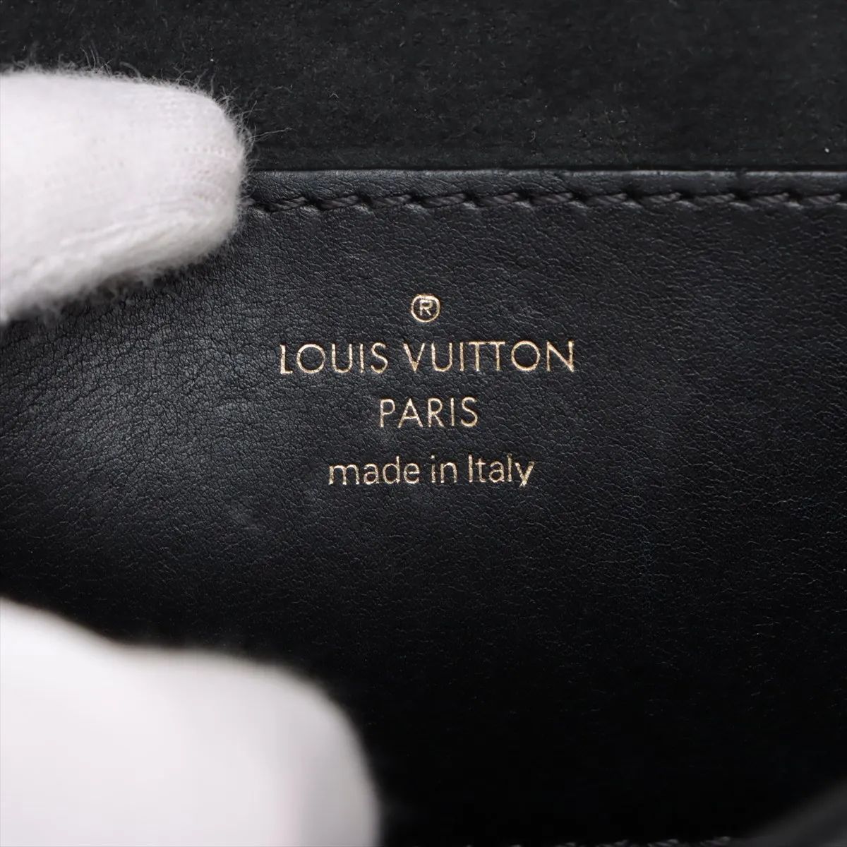 New Wave Multi Pochette, Calf Leather Quilted — view 9