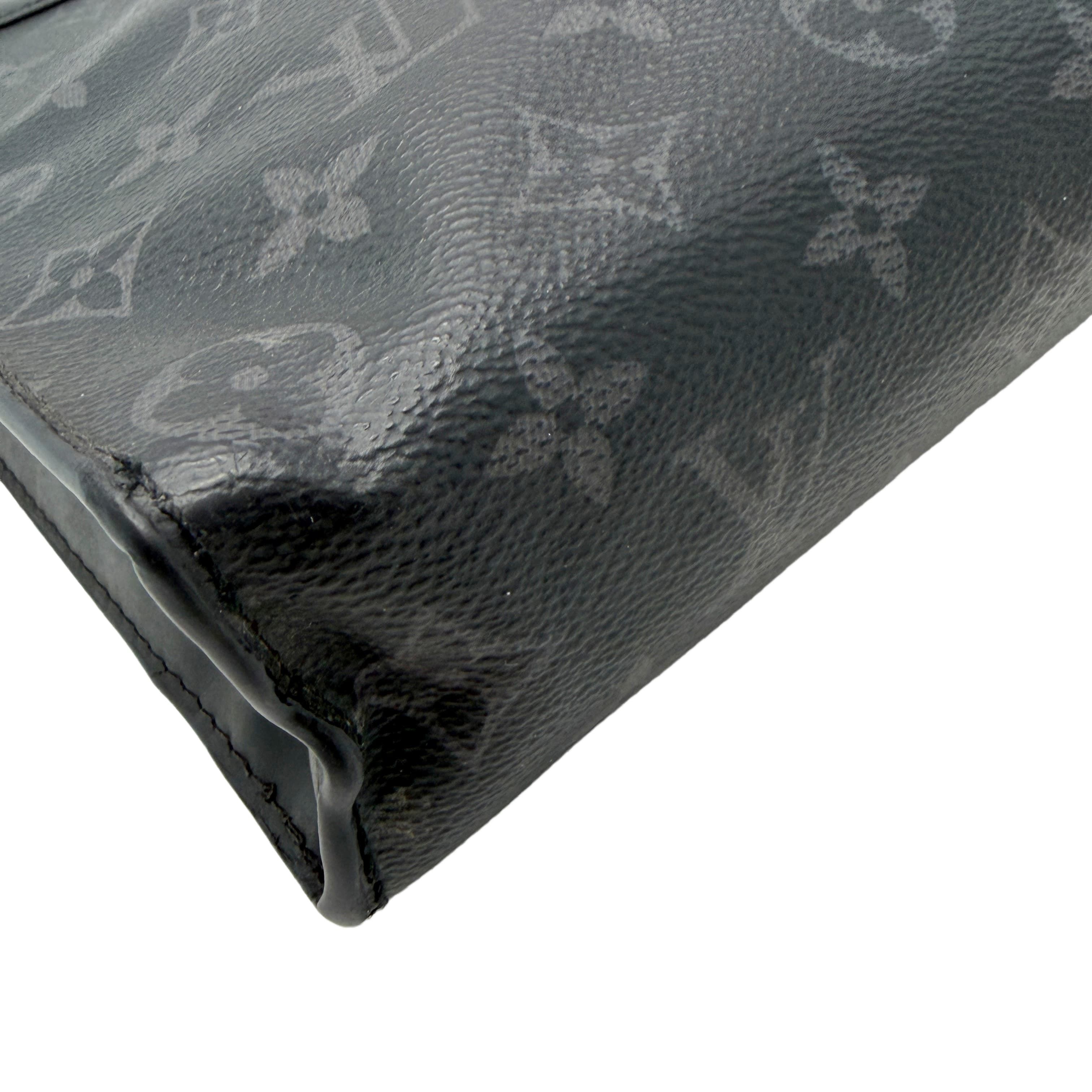 Monogram Damier Graphite Pochette Voyage MM — view 4