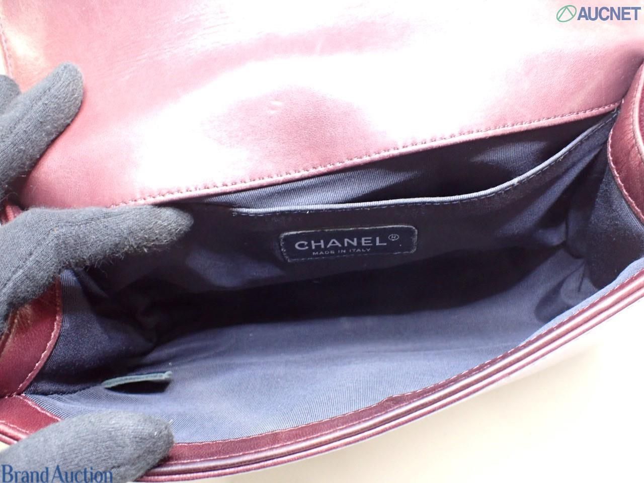 Boy Chanel Tweed x Velvet chain Shoulder Bag — view 14