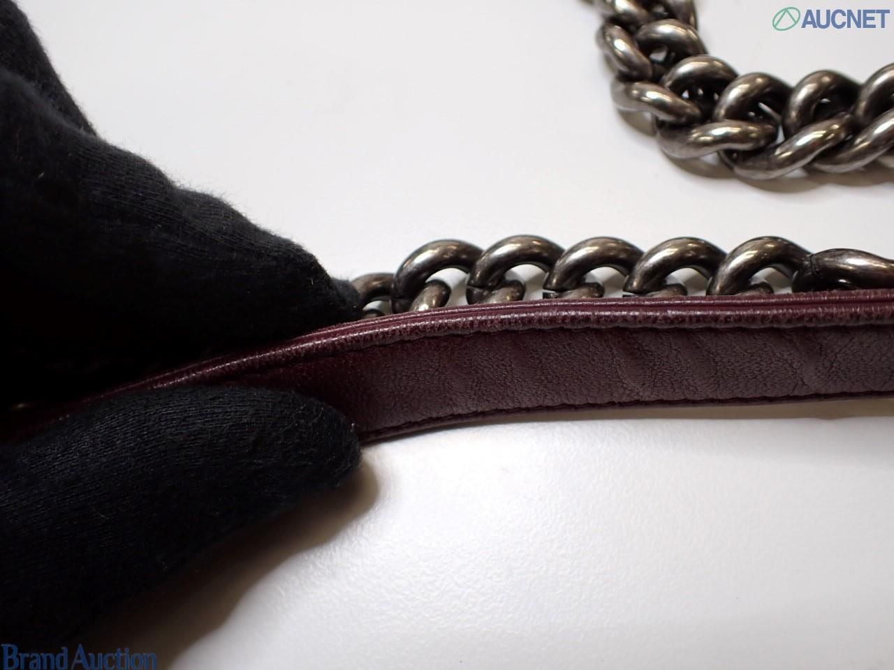 Boy Chanel Tweed x Velvet chain Shoulder Bag — view 7