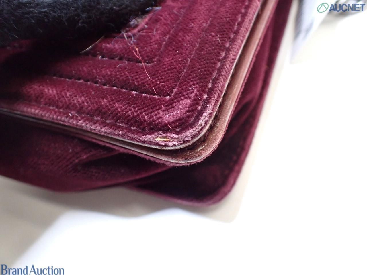 Boy Chanel Tweed x Velvet chain Shoulder Bag — view 9