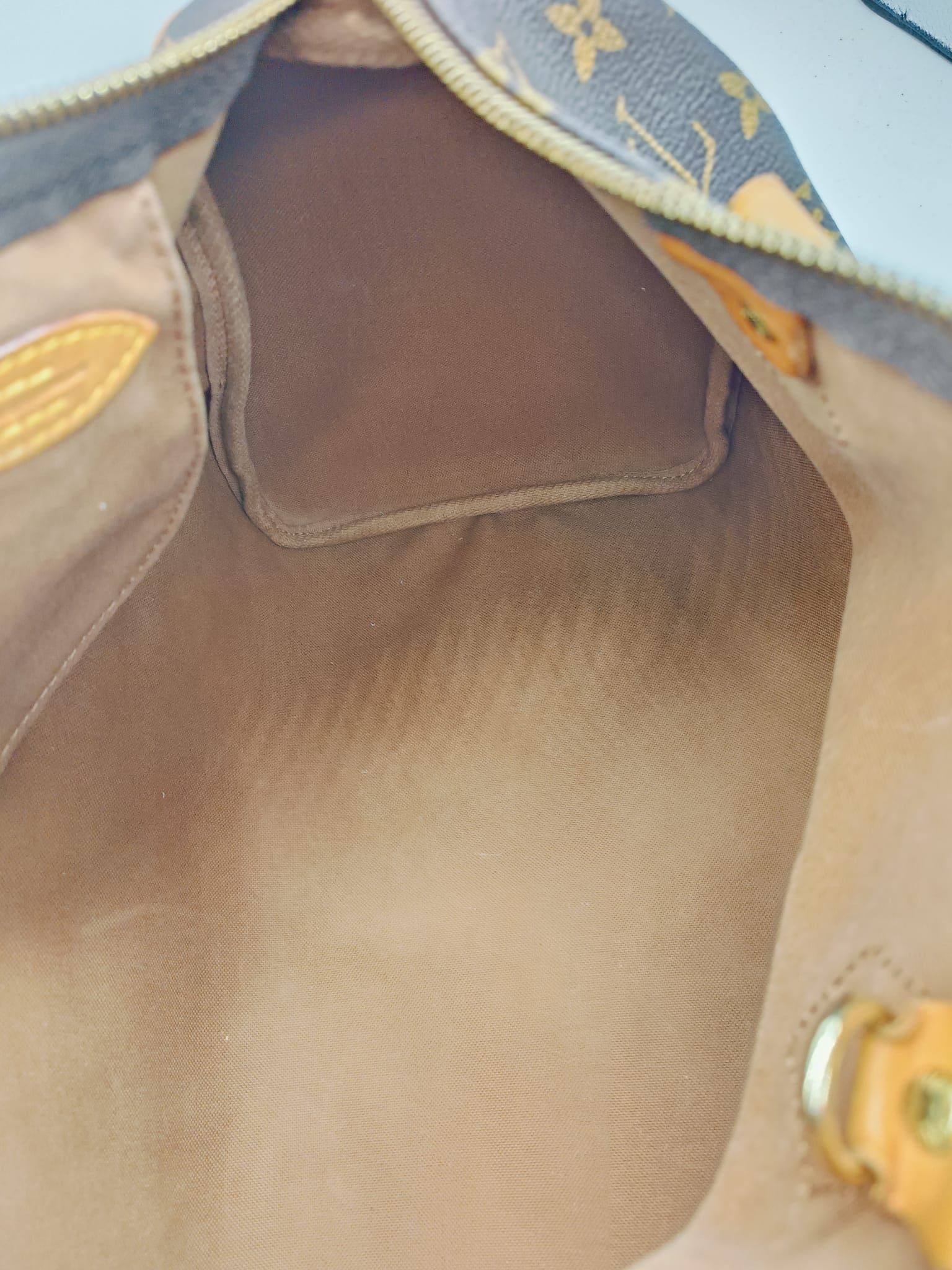 Speedy 30, Monogram — view 3