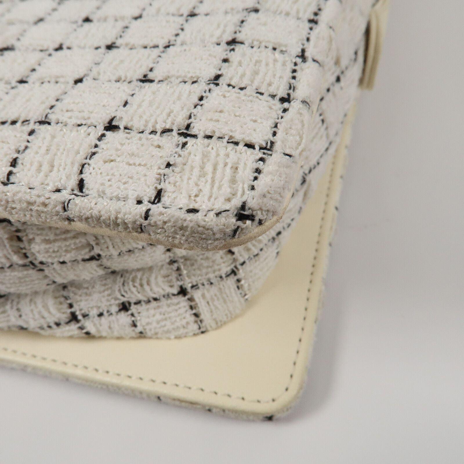 Tweed and Resin Zipped Shoulder Bag — view 6