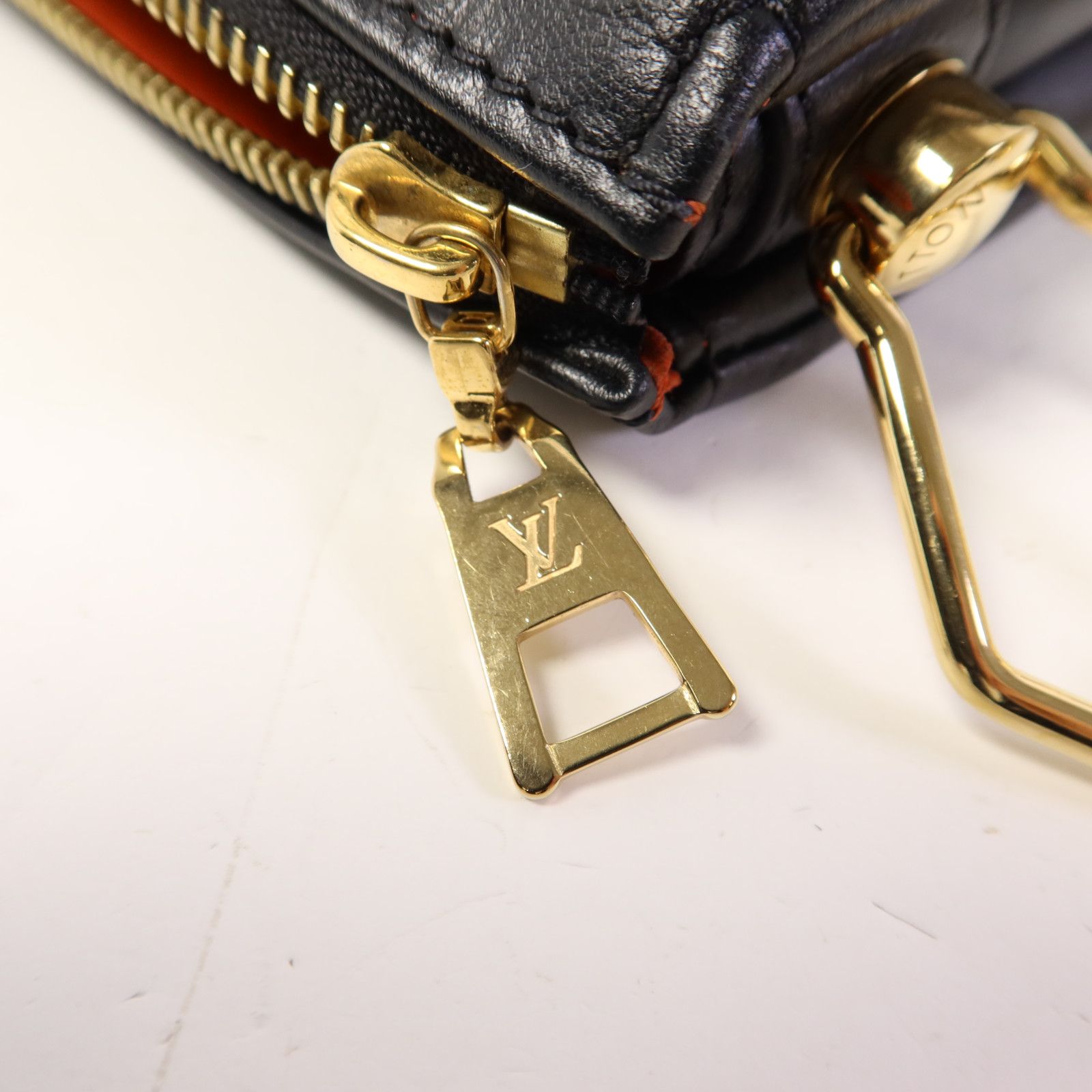 Monogram Embossed Coussin Bb Hand-handed Bag For Shoulders And Backs Black Blac — view 8