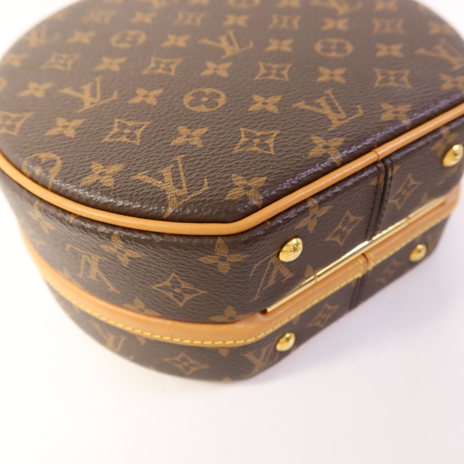 Petite Boite Chapeau, Monogram — view 17