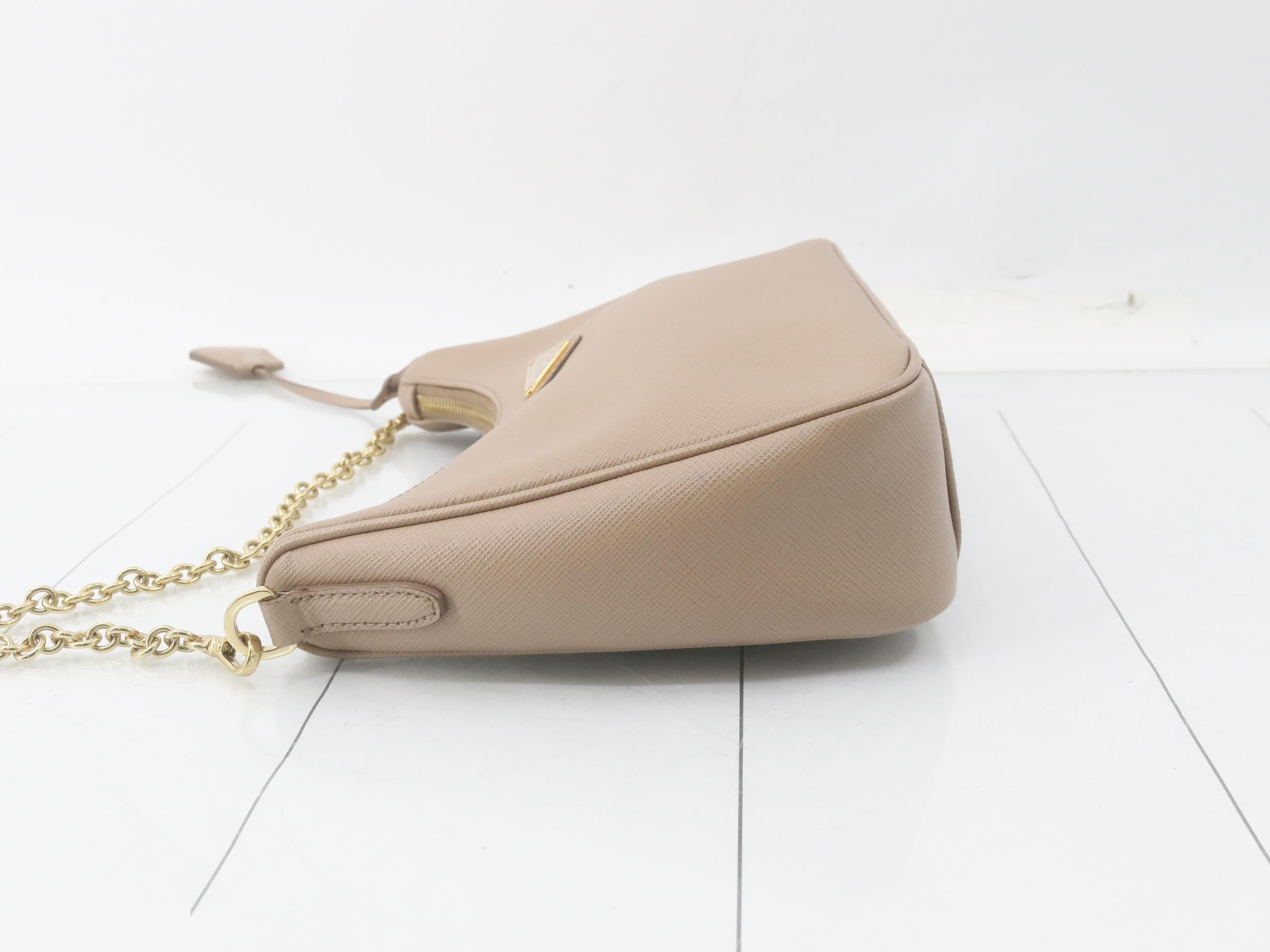 Re-Edition 2005 Saffiano leather shoulder bag — view 4