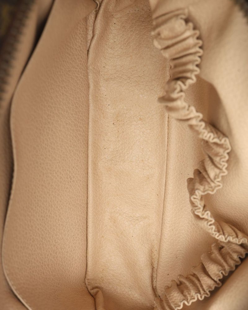 Trousse Toilette 23, Monogram — view 7