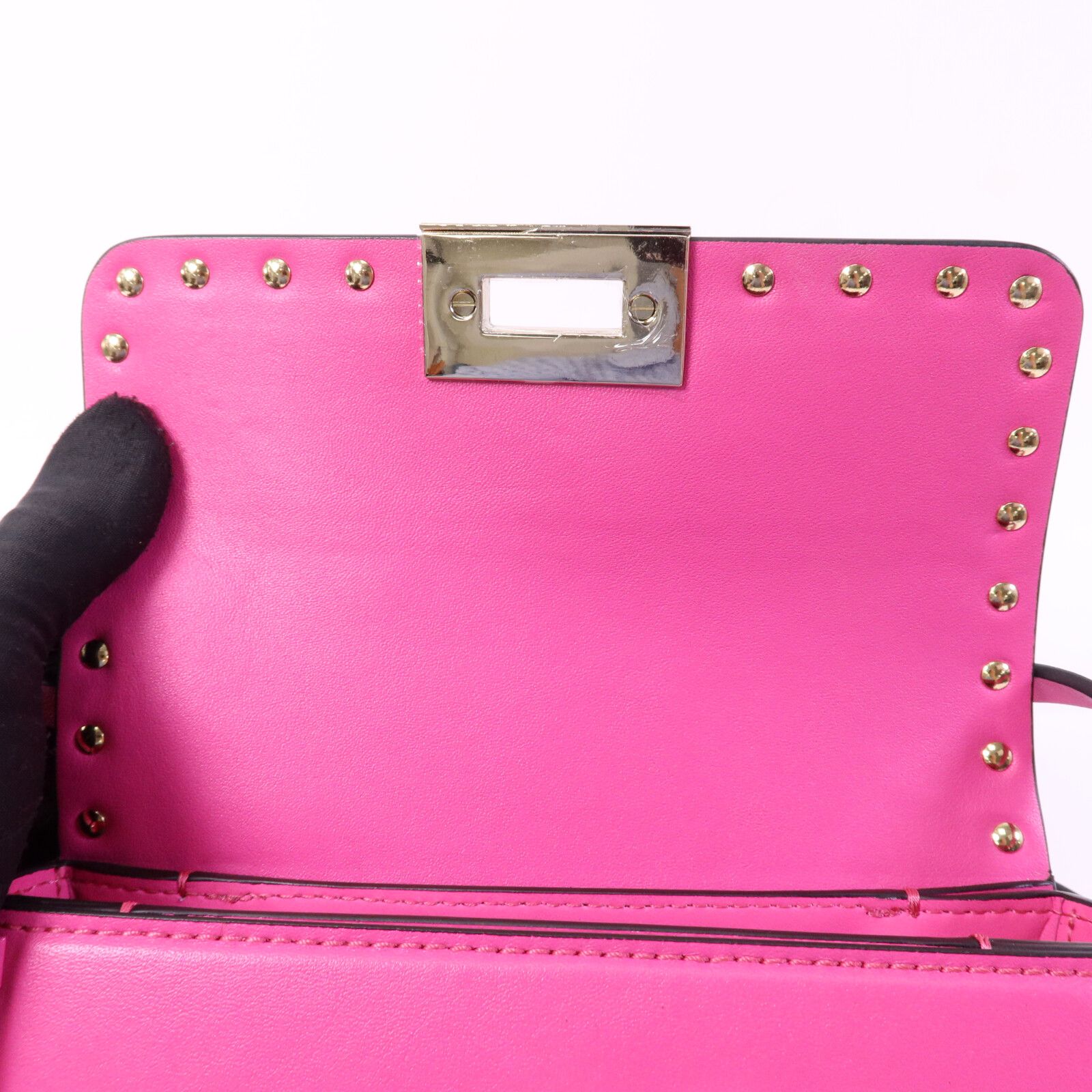 Smooth Calfskin Rockstud 23 Shoulder Bag — view 15