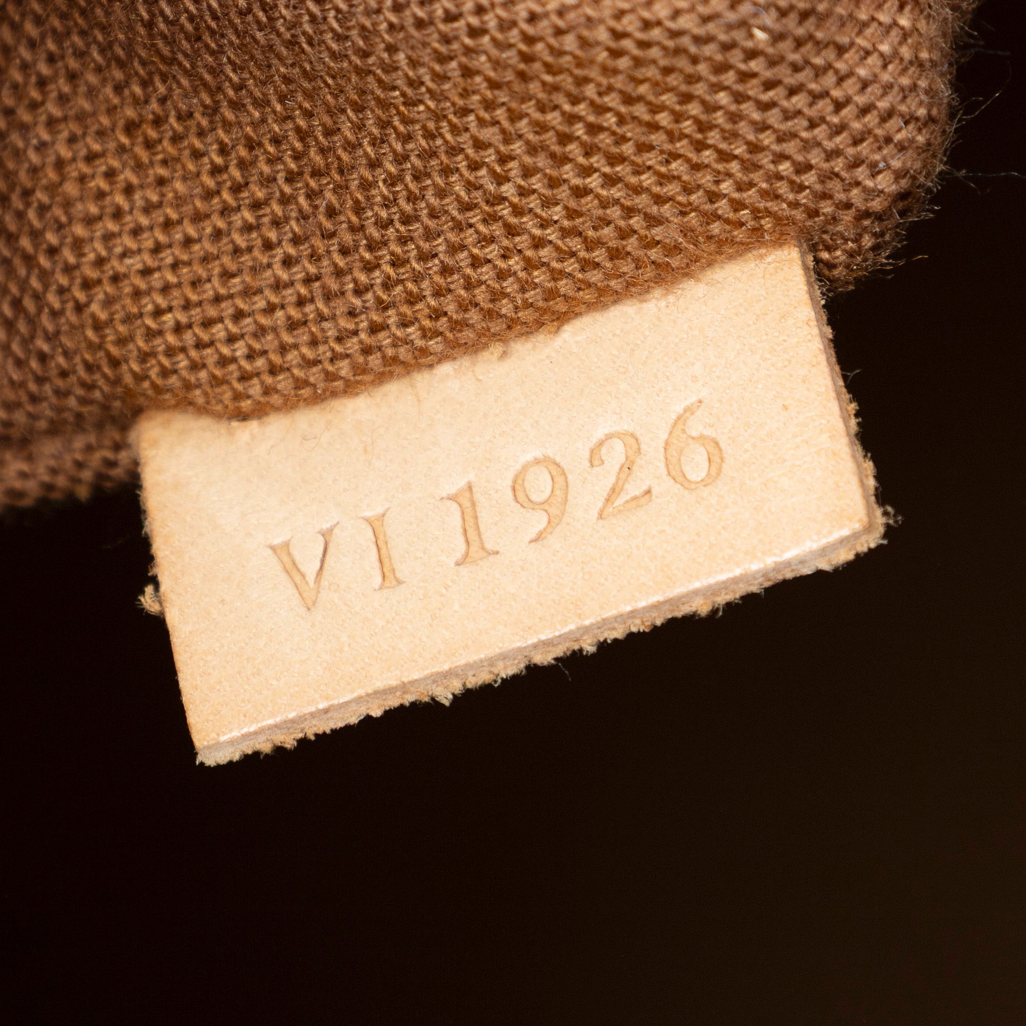 Alma PM, Monogram — view 10