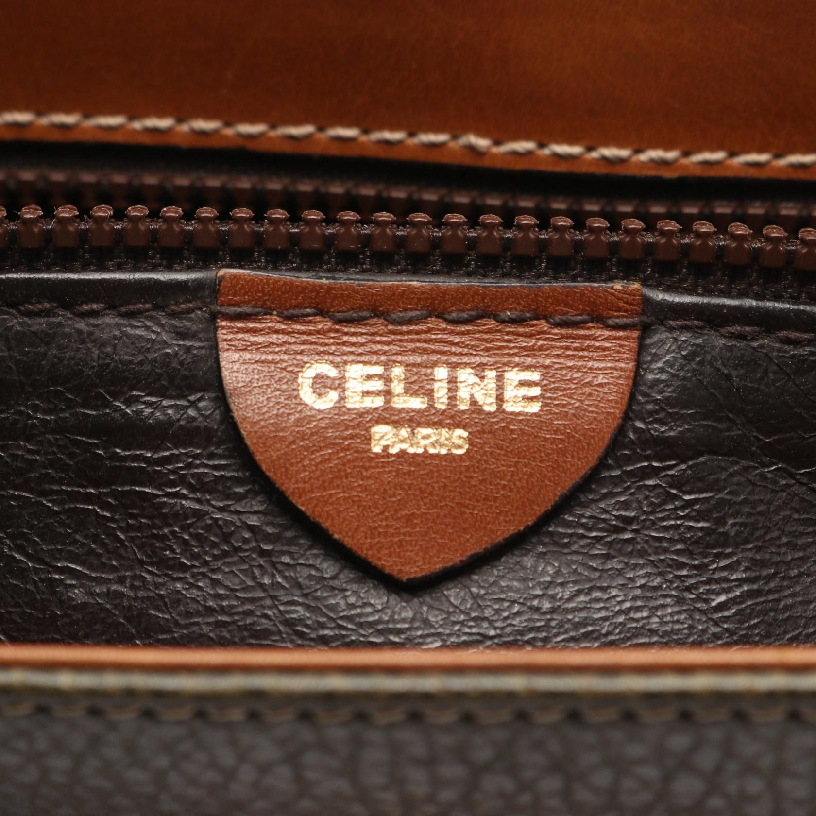 Gancini Shoulder Bag Khaki Brown Leather — view 4