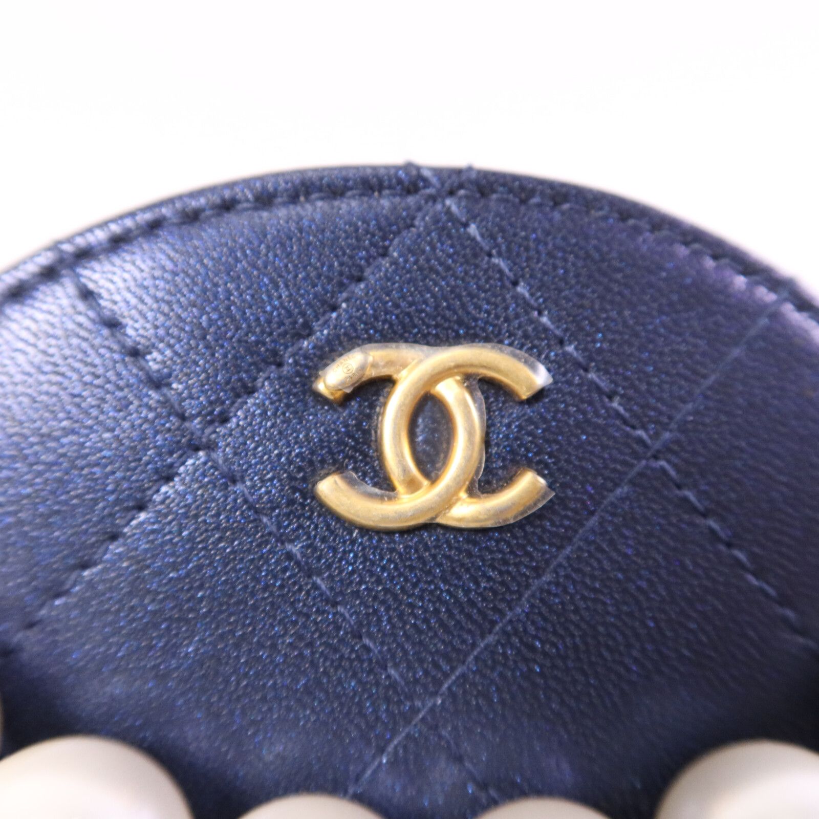 Blue Quilted Lambskin Chic Pearls Round Clutch w/Chain — view 7